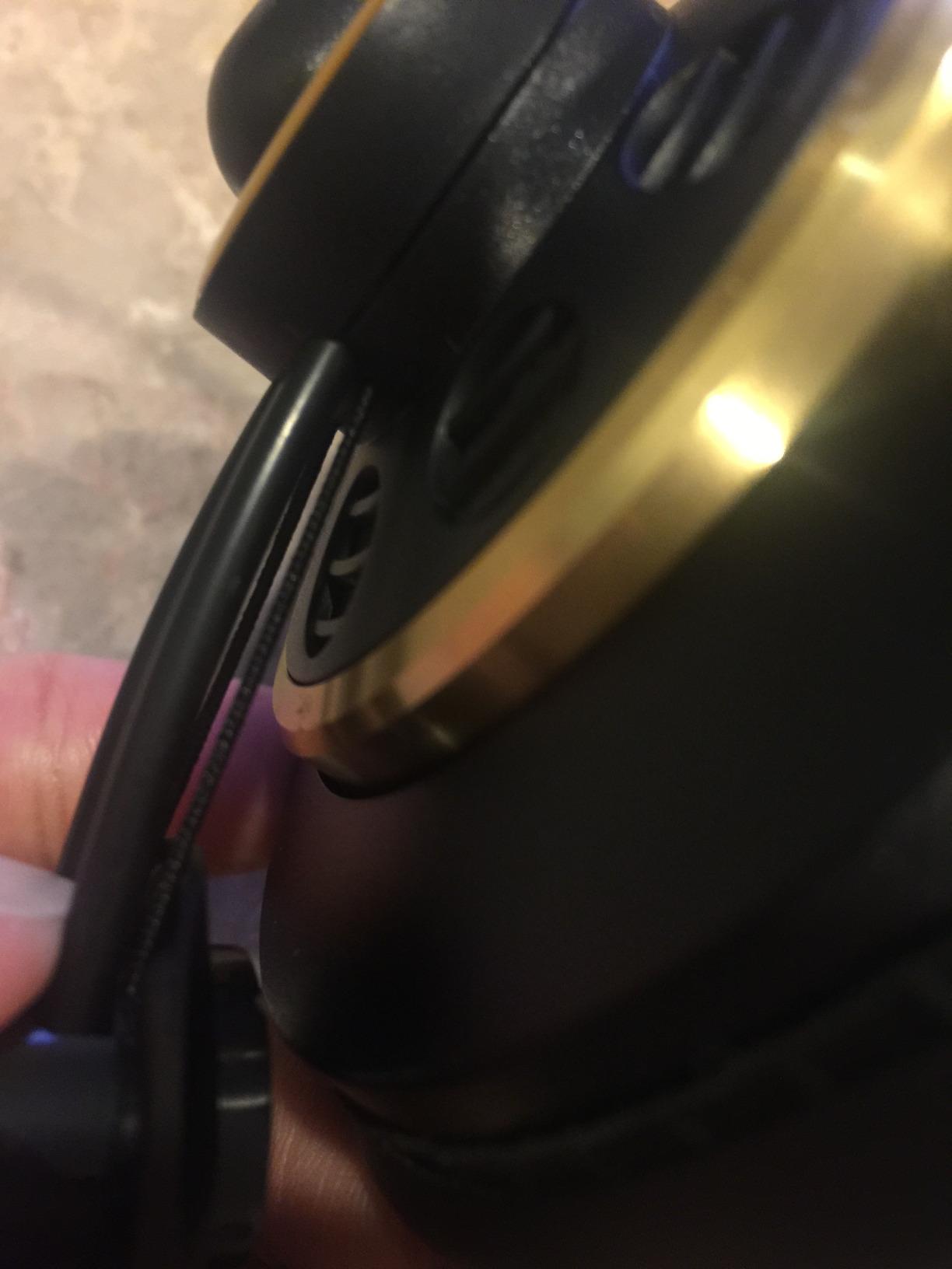 AKG K240STUDIO Semi-Open Studio Headphones | XXL transducers with Varimotion diaphragms and 55 Ohm impedance for mixing, mastering and playback customer photo 1