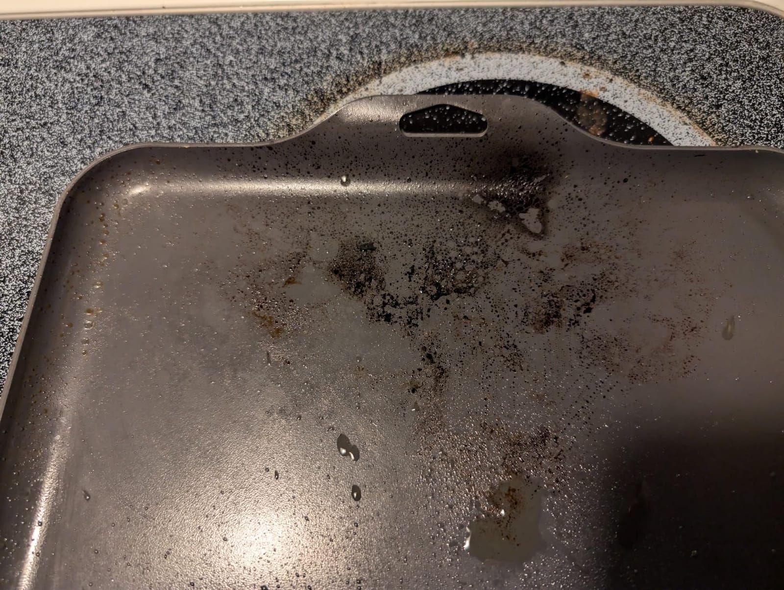 Nordic Ware Two Burner Griddle, 10.3 x 17.4 inches, Non-Stick, Black customer photo 1