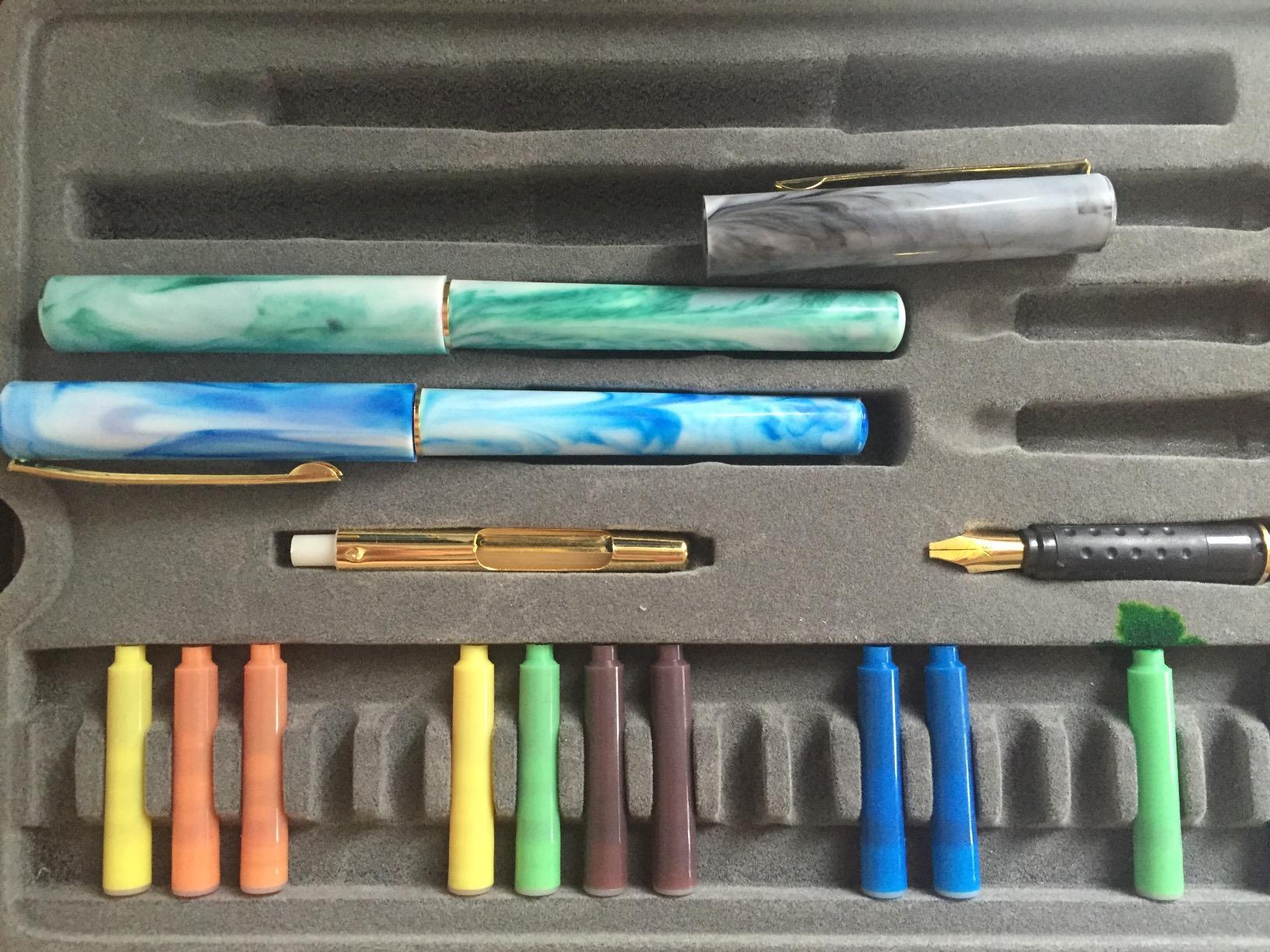 STAEDTLER calligraphy pen set, ideal for all skill levels, 899 SM5, Assorted, 33 Piece Set customer photo 2