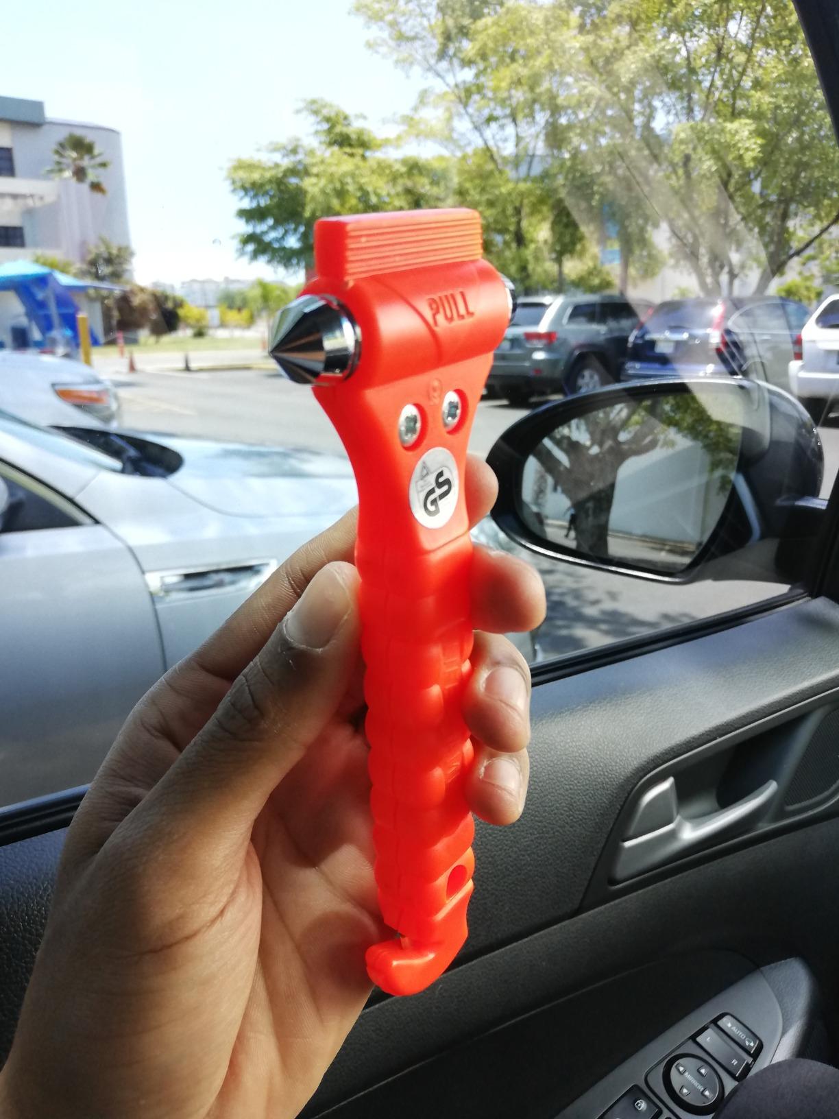 Lifehammer Brand Safety Hammer - The Original Emergency Escape and Rescue Tool with Seatbelt Cutter, Made in The Netherlands customer photo 1