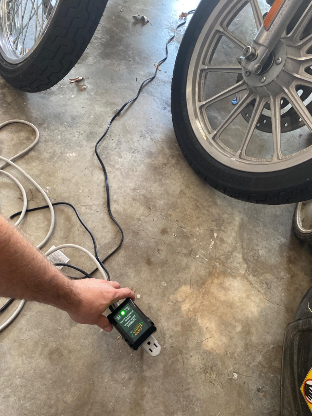 Battery Tender Junior 12V, 750mA Charger and Maintainer: Automatic 12V Powersports for Motorcycle, ATVs, and More - Smarter Than a Trickle Charger - 021-0123 customer photo 2