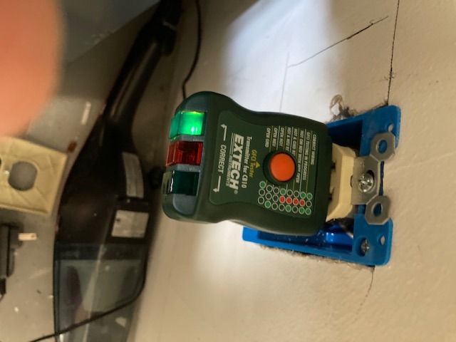 Extech CB10 AC Circuit Breaker Finder and GFCI Receptacle Tester customer photo 1