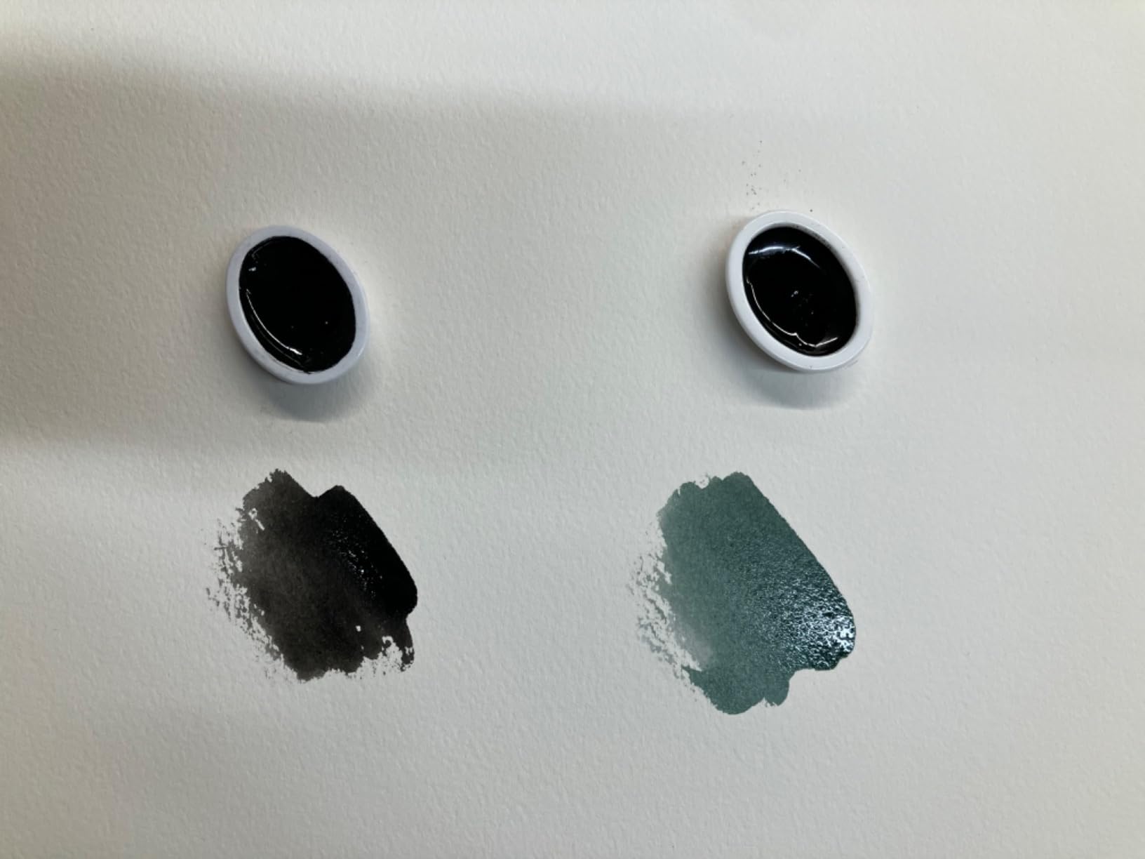 Prang Oval Pan Watercolor Paint Set, 16 Assorted Colors, 1 Count customer photo 1