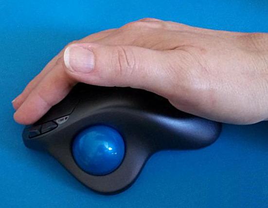 Logitech M570 Wireless Trackball Mouse – Ergonomic Design with Sculpted Right-Hand Shape, Compatible with Apple Mac / Microsoft, USB Unifying Receiver, Dark Gray customer photo 1