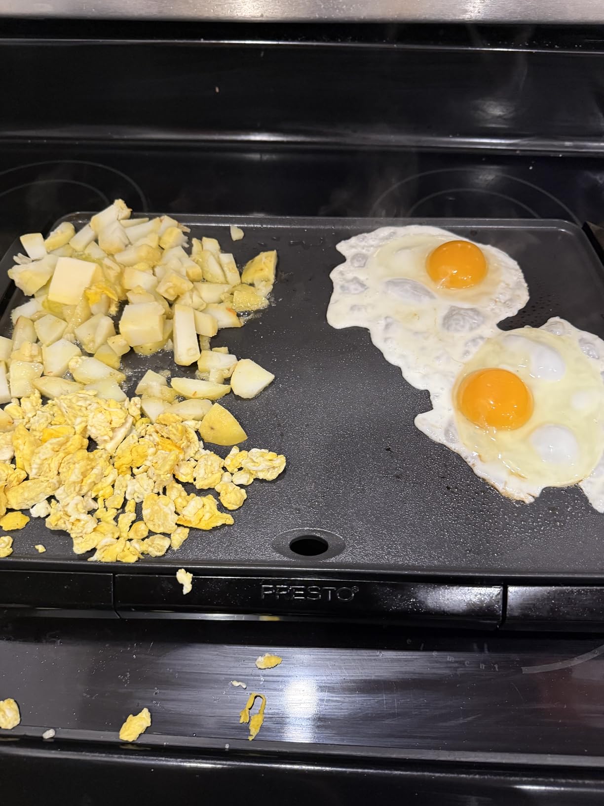 Presto 07047 16-Inch Cool Touch Electric Griddle customer photo 2
