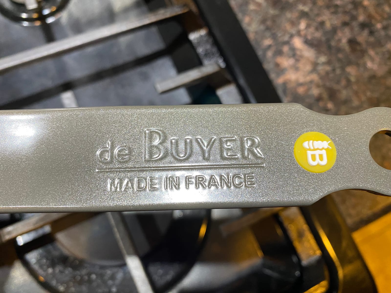 de Buyer MINERAL B Carbon Steel Country Fry Pan - 11” Diameter, 7.7” Cooking Surface - Ideal for Sauteing, Simmering, Deep Frying & Stir Frying - Naturally Non-Stick Finish - Made in France customer photo 1
