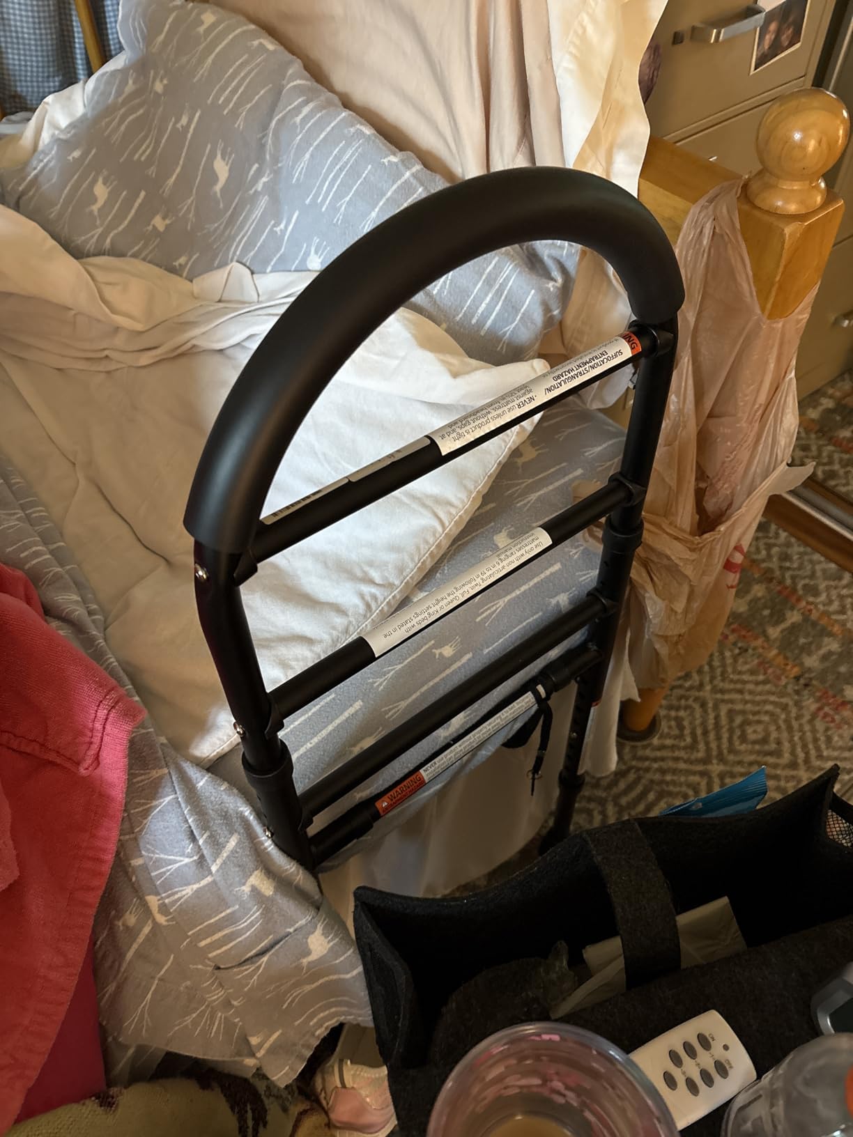 Medline Bed Assist Bar for Seniors with Nylon Bag for Storage customer photo 2