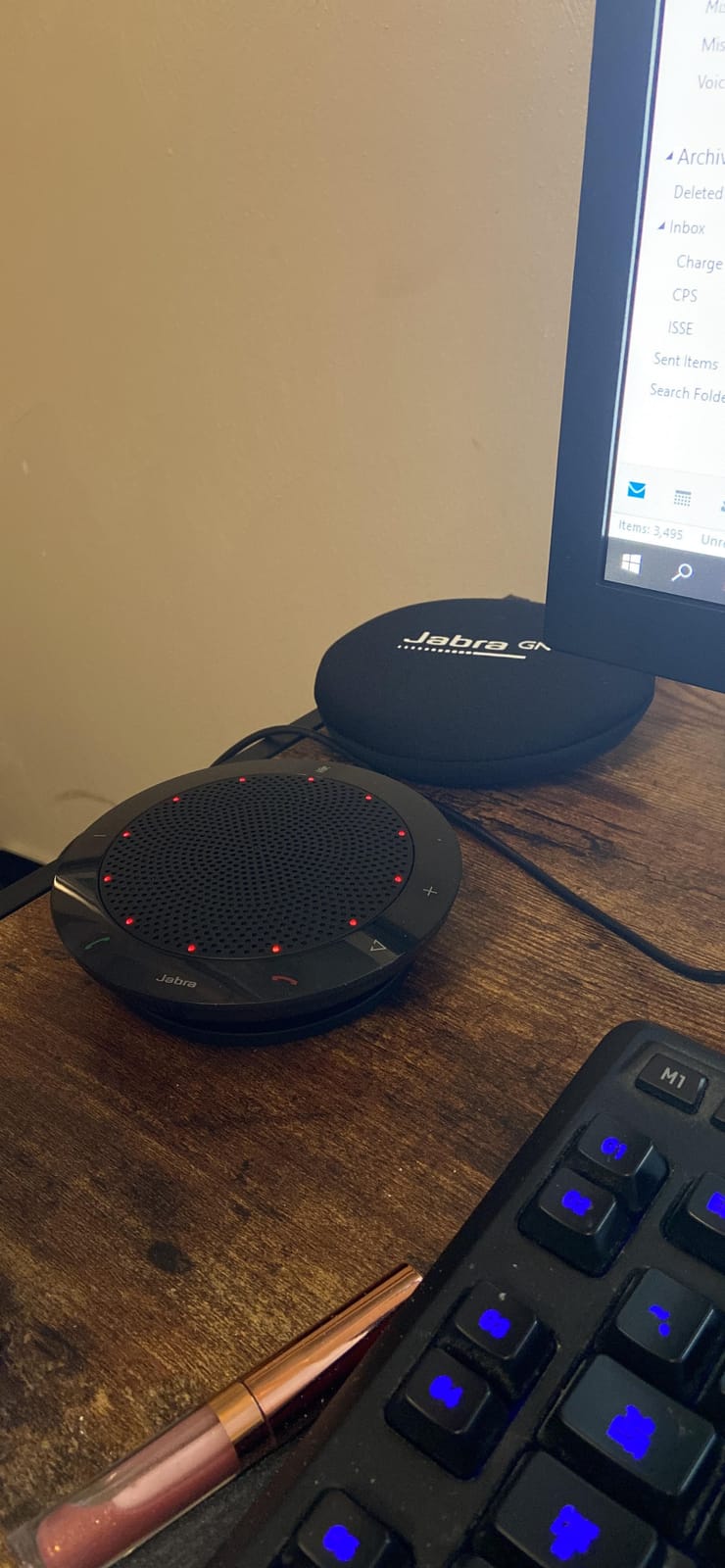 Jabra Speak 410 Corded Speakerphone for Softphones – Easy Setup, Portable USB Speaker for Holding Meetings Anywhere with Outstanding Sound Quality customer photo 2