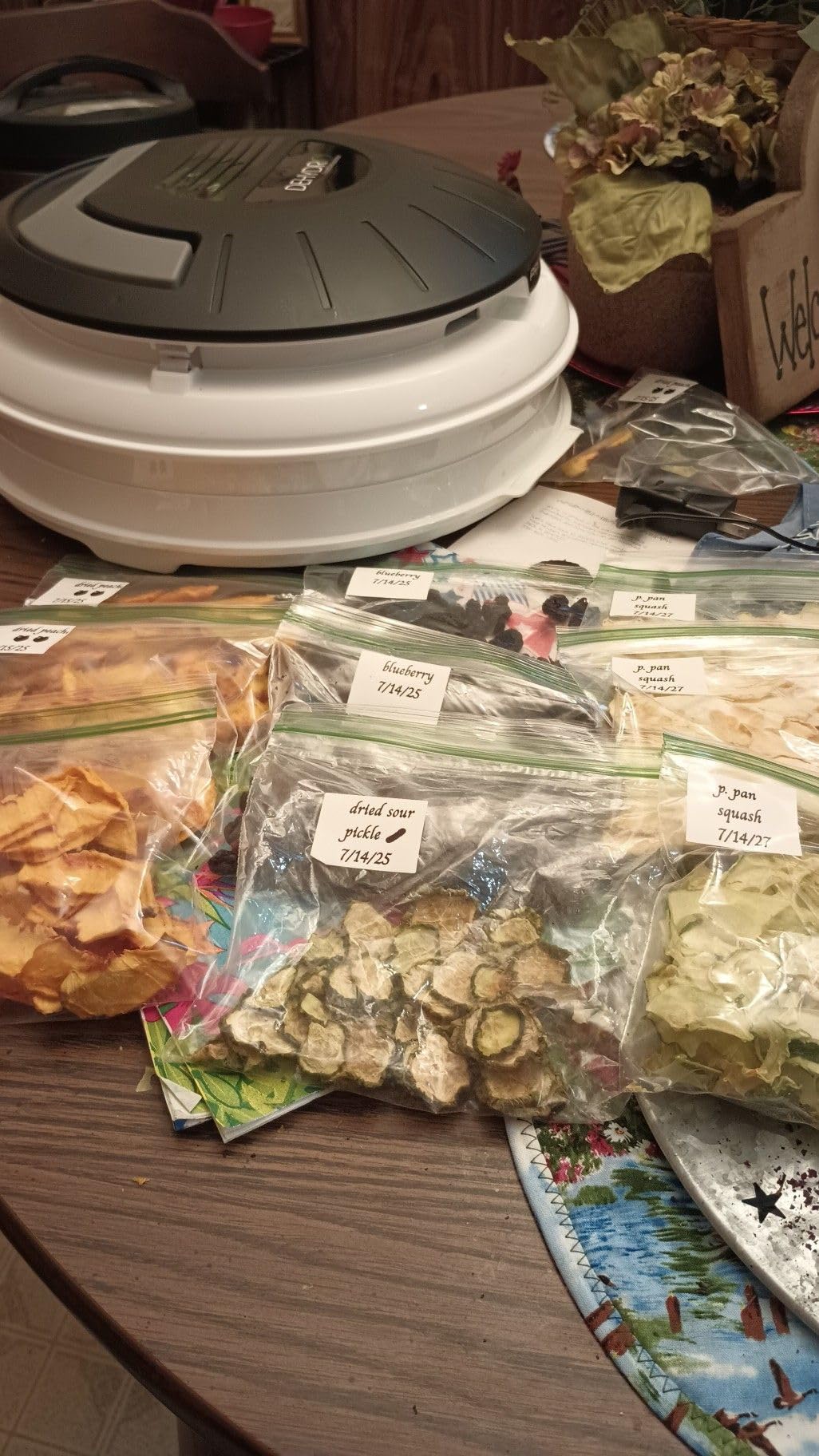 Presto 06300 Dehydro Electric Food Dehydrator customer photo 1