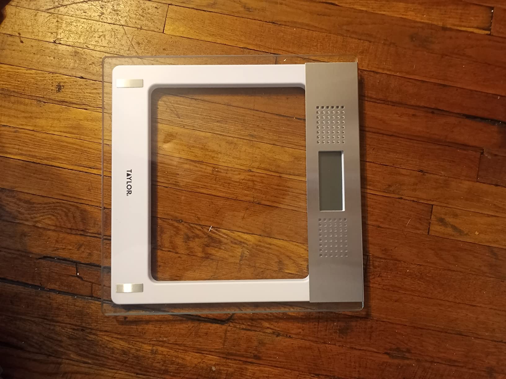 Taylor Talking Bathroom Scale for Seniors, 440 lb Capacity Glass Digital Body Weight Scale with Loud Voice Readout, Gray customer photo 2