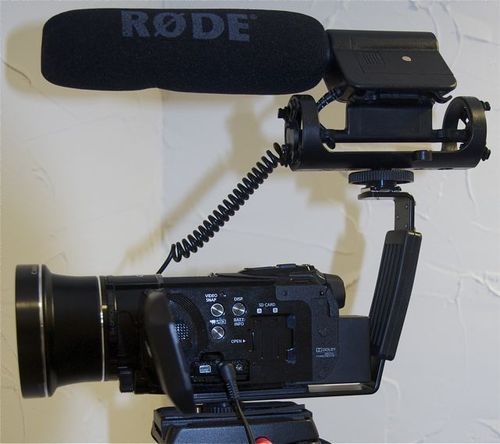 Rode VideoMic Camera-Mount Shotgun Microphone with Rycote Lyre Shock Mounting, Black customer photo 2