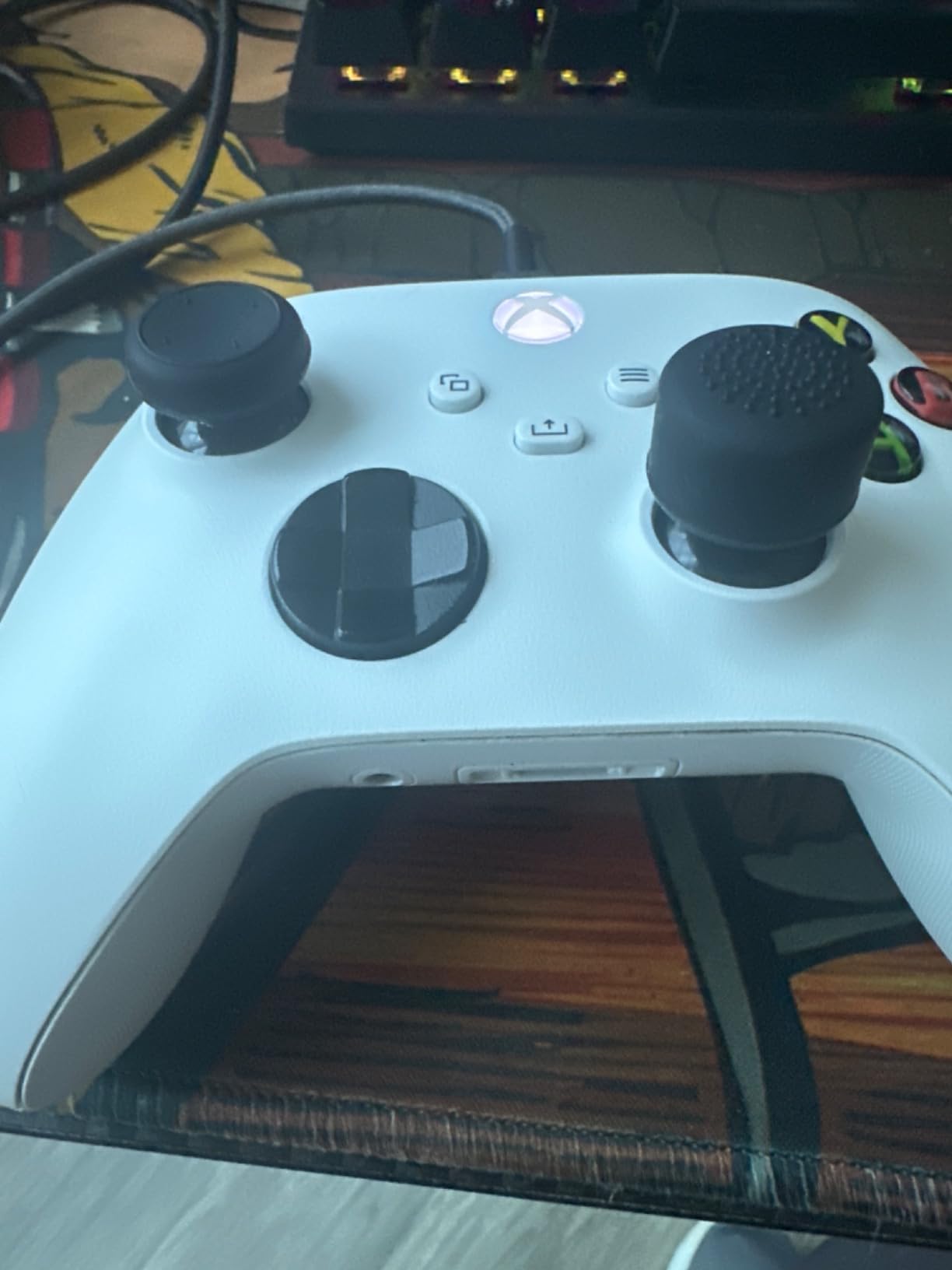 Foamy Lizard AceShot Raised Thumb Grips for Xbox One & Steamdeck, Black customer photo 2