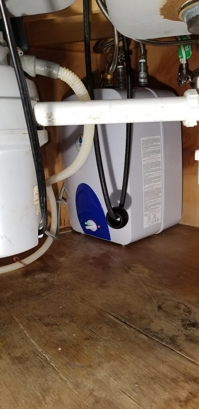 ecosmart ECOMINI6 Electric Mini Tank Water Heater, ECO 6, White, 6 Gal customer photo 1
