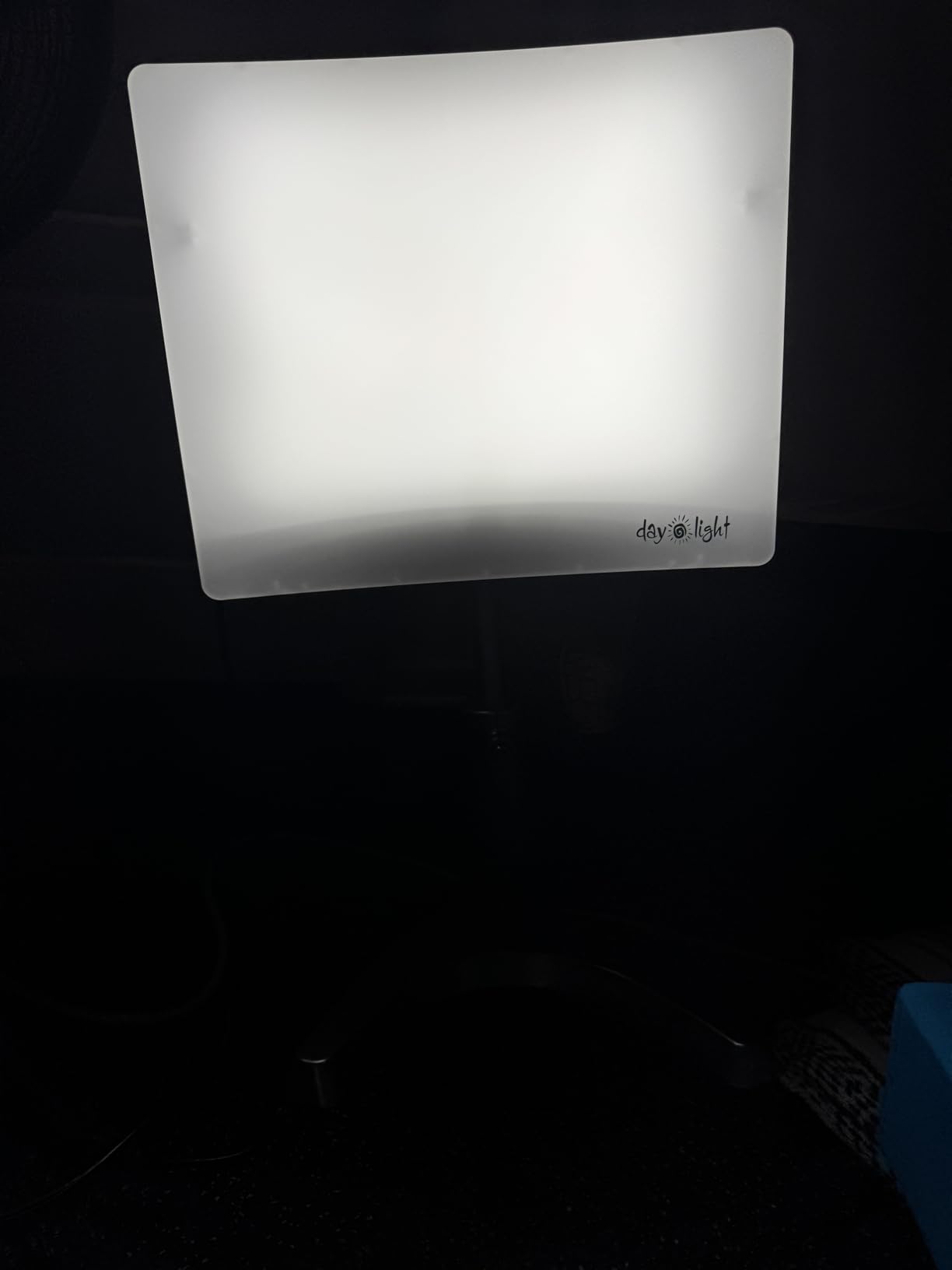 Carex Day-Light Classic Plus Sunlight Therapy Lamp - 10000 LUX Therapy Lamp at 12 Inches, LED Bright White Light with Adjustable Height and Brightness Levels for Mood, White customer photo 1