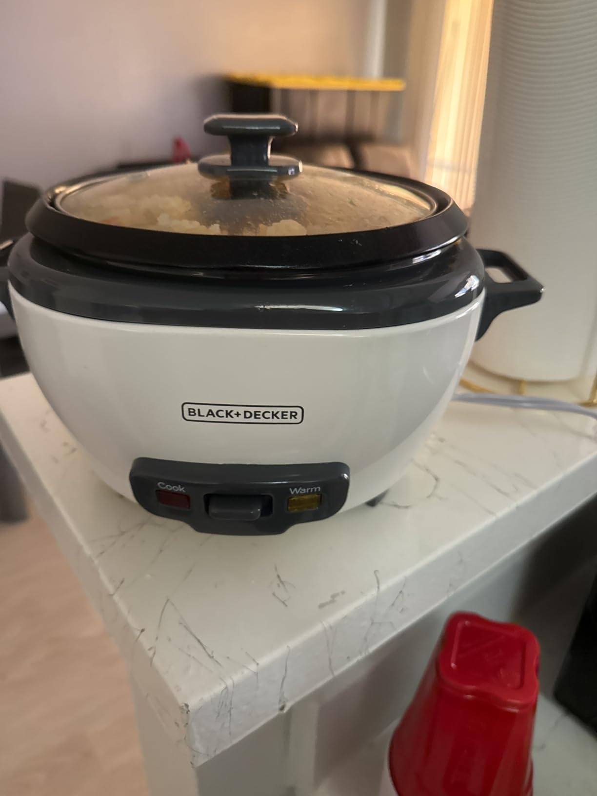 BLACK+DECKER 6-Cup Rice Cooker with Steaming Basket customer photo 2