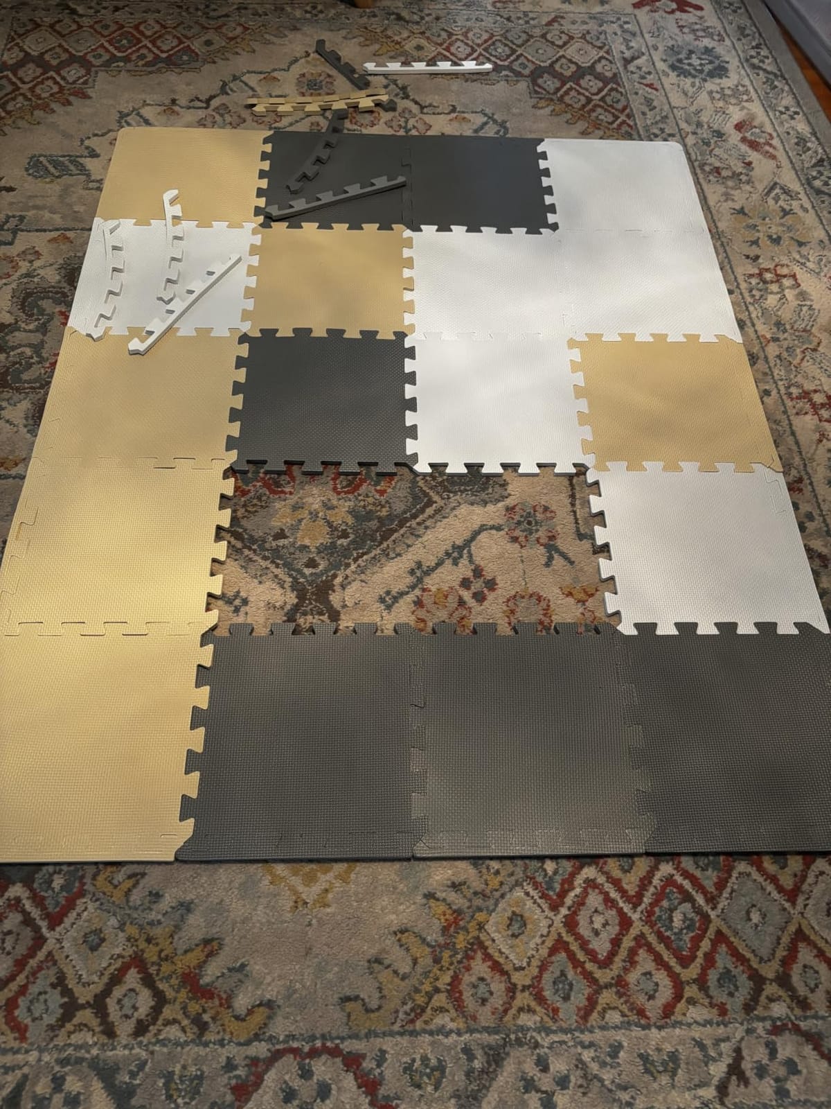 bemaxx Gym Mats Set - EVA Interlocking Foam Floor Tiles Workout Mat Puzzle customer photo 1