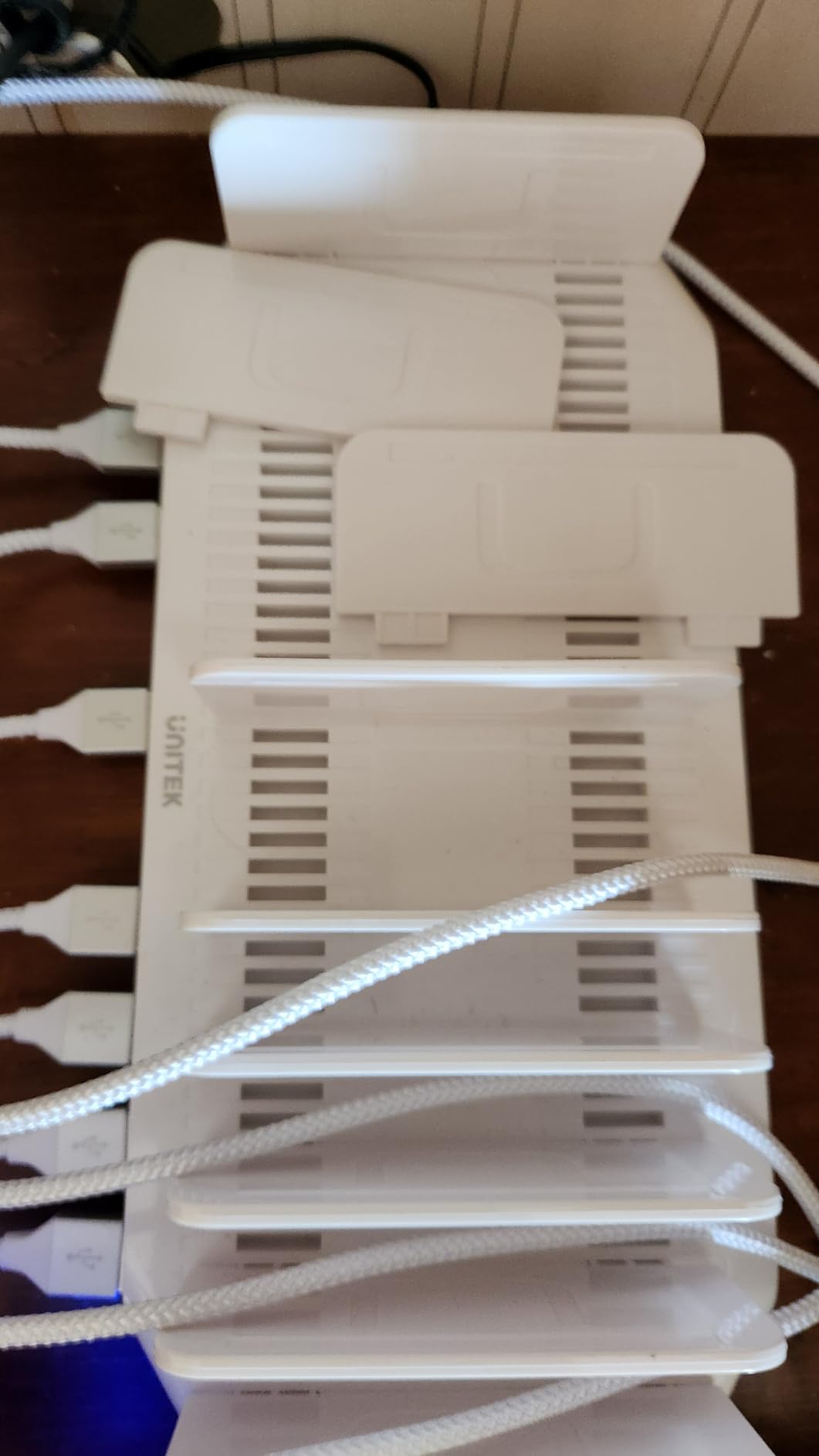 Unitek 10-Port Charging Station, USB Charger Organizer for Multiple Device | Multi Charging Dock Smart IC Tech Adjustable Dividers USB Type A Fast Charging Stand for iPad, Tablet, Kindle, iPhone, Family customer photo 1
