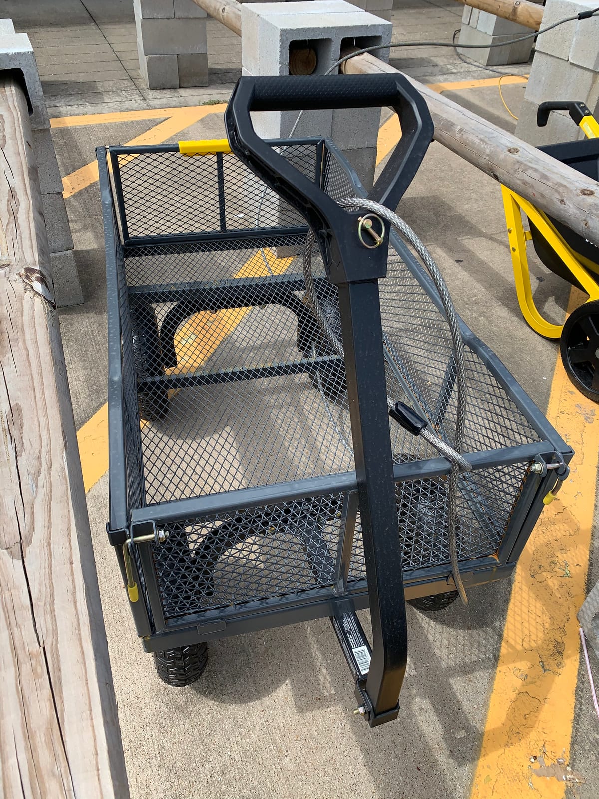 Gorilla Carts Steel Utility Garden Cart, 1000 lb. Capacity, Gray customer photo 1