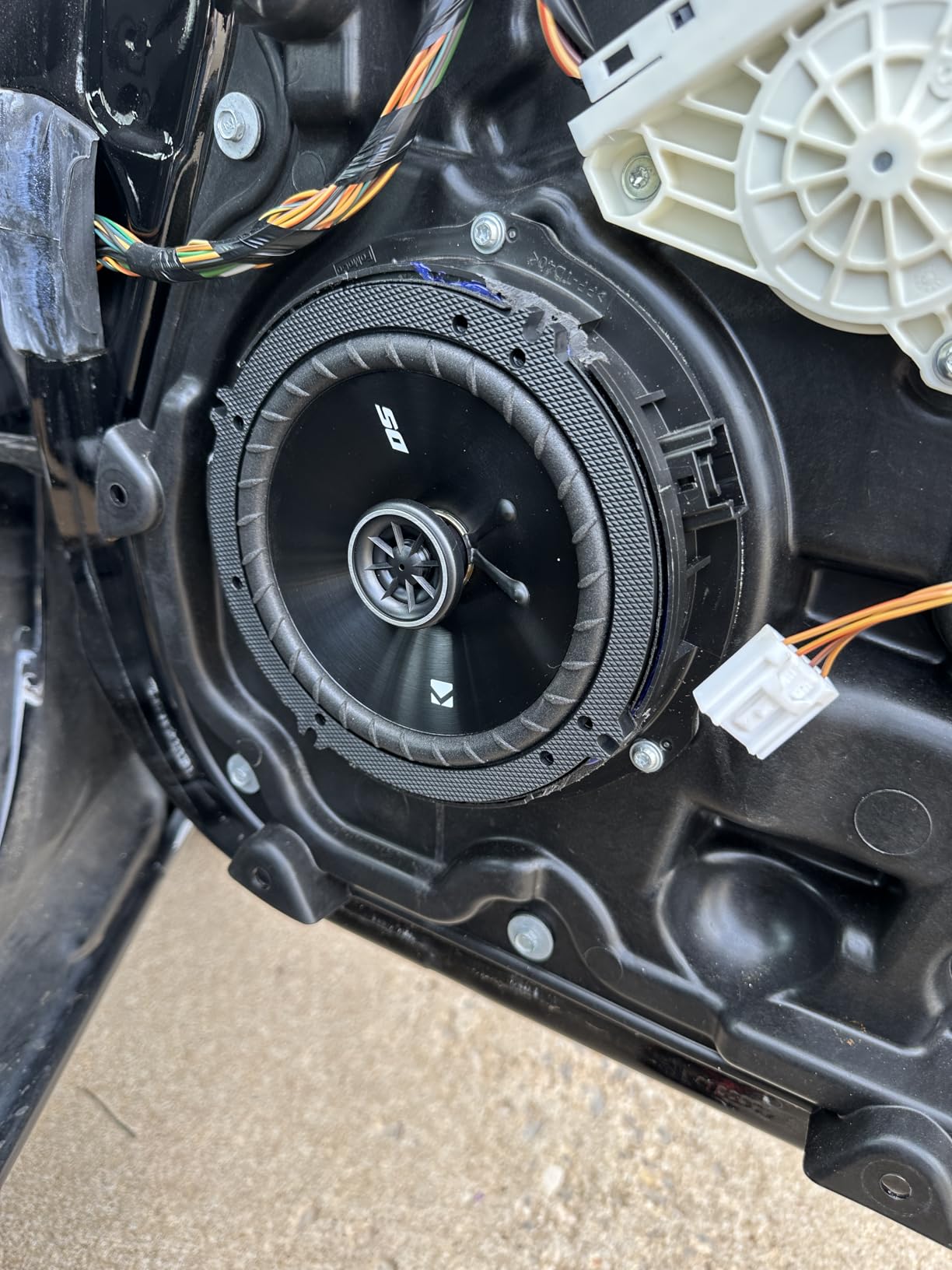 KICKER DSC650 6.5-Inch (160-165mm) Coaxial Speakers, 4-Ohm (Pair) | Crisp full-range sound upgrade, direct factory replacement size, smooth highs and punchy mids, easy panel install customer photo 1