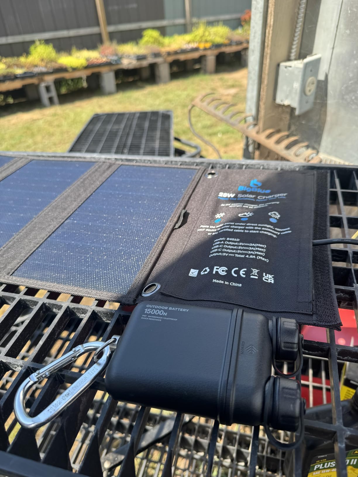 BigBlue 28W High-Efficiency Solar Panel Charger with Dual USB-C and USB-A, Solar Phone Charger for Camping, Backpacking, Folding Solar Panels for iPhone, iPad, Samsung Galaxy, Power Bank, GPS customer photo 1