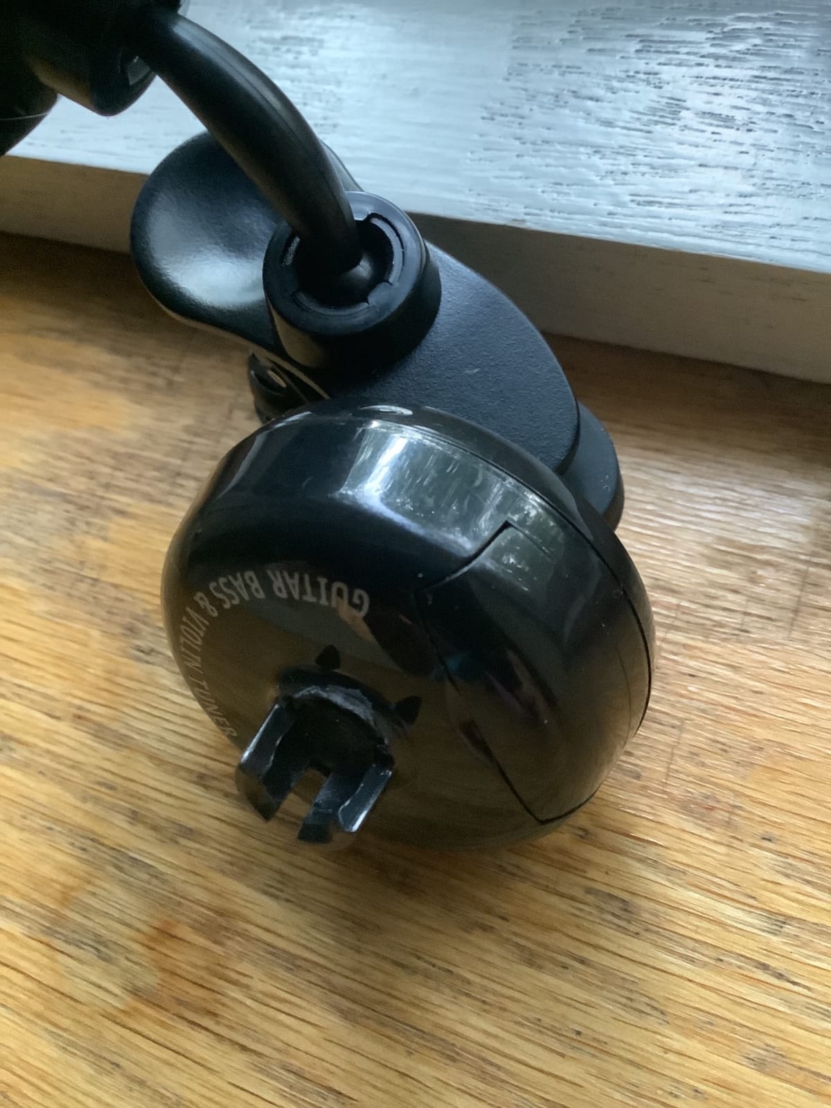 Snark SN5X Clip-On Chromatic Tuner for Guitar Bass and Violin customer photo 2