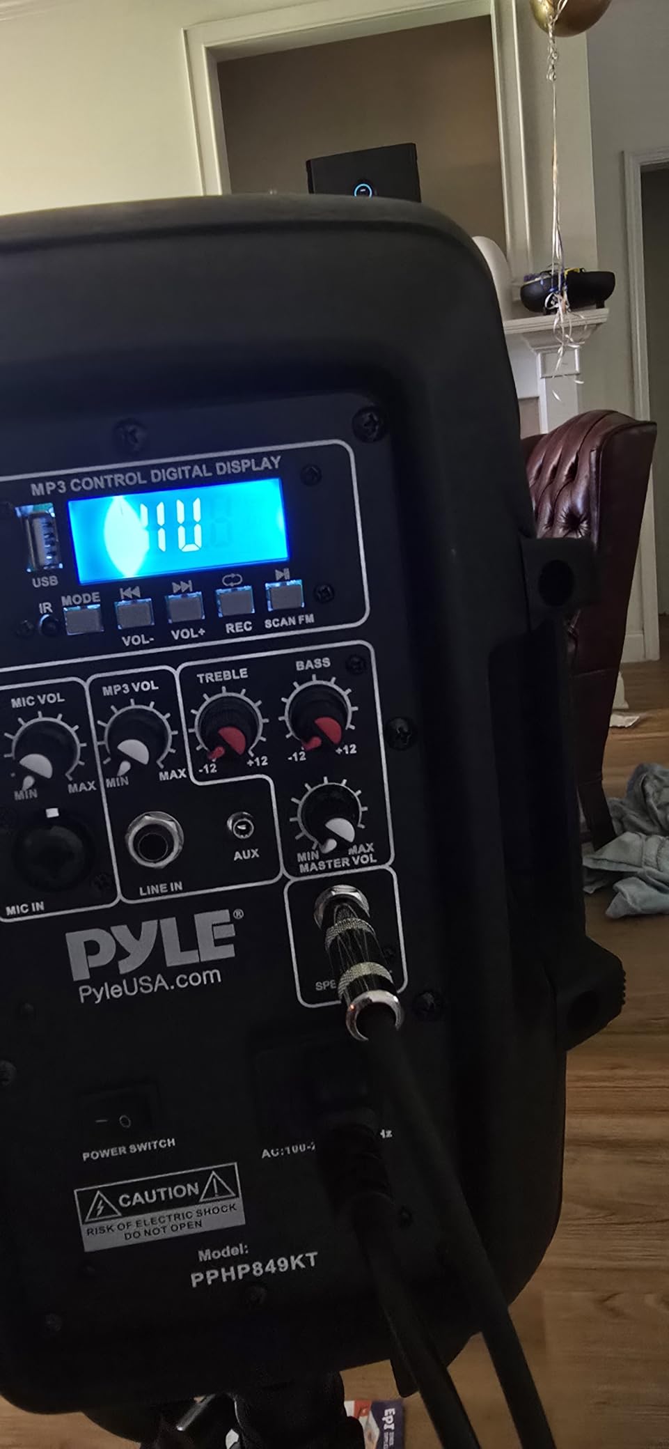 Pyle Active + Passive PA Systems - Dual 8inch 700 Watt Max Power Output Speaker with Microphone, Bluetooth Wireless Streaming, MP3/USB/SD/AUX Readers, Speaker Stands- Pyle PPHP849KT customer photo 2