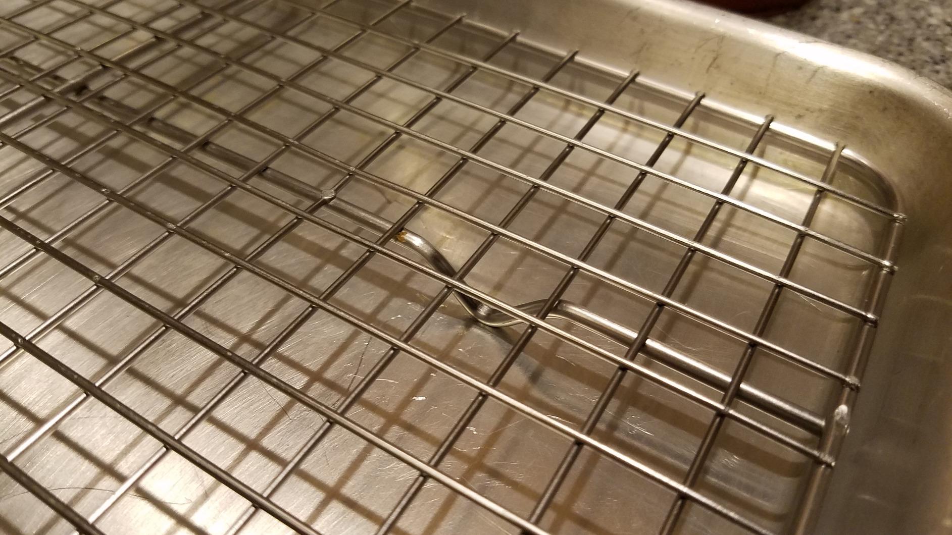 Checkered Chef Cooling Rack for Cooking and Baking - 8” x 11 ¾