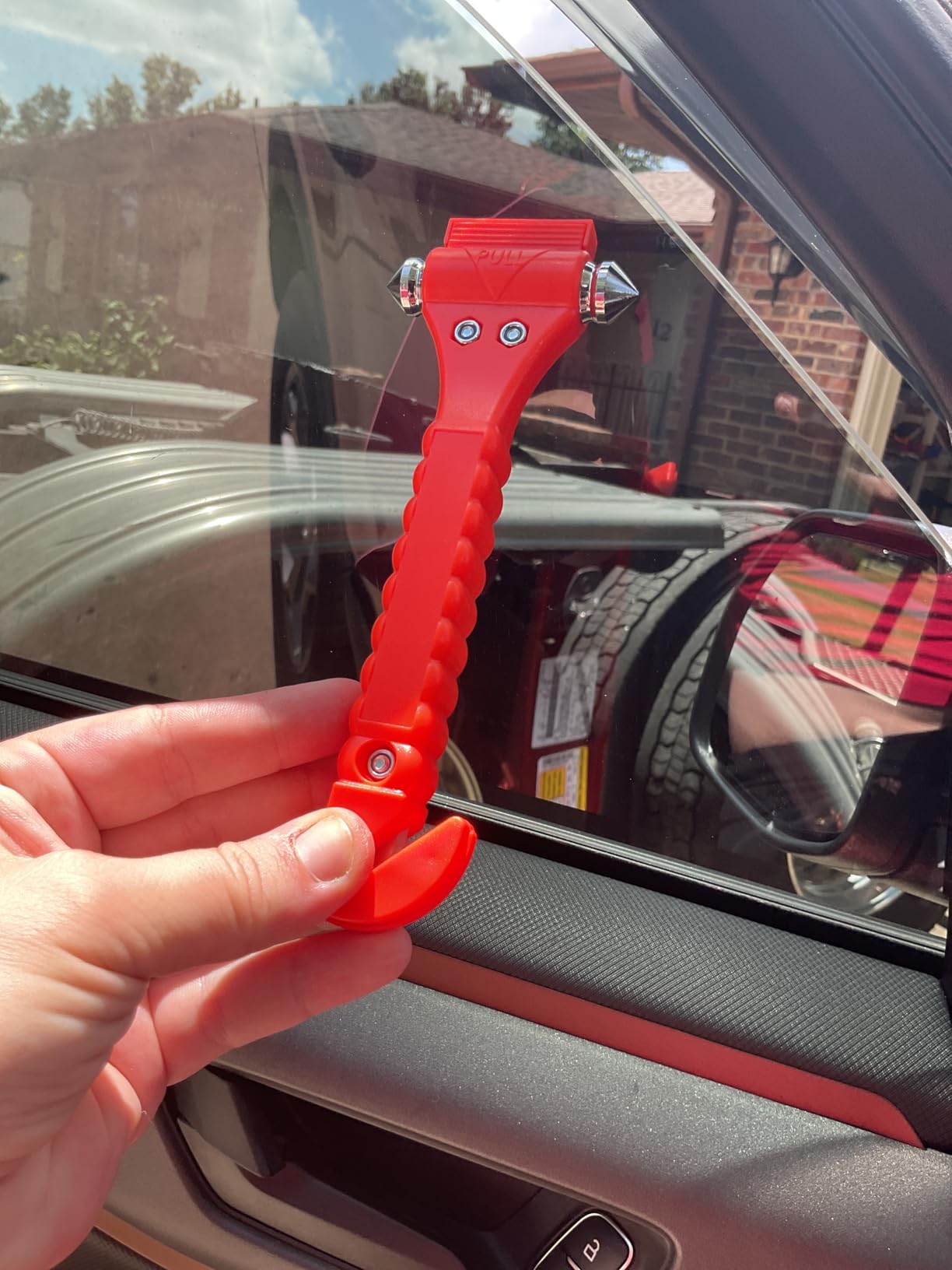 SINSEN Car Safety Hammer Set of 2 Emergency Escape Tool Auto Car Window Glass Hammer Breaker and Seat Belt Cutter Escape 2-in-1 for Family Rescue & Auto Emergency Escape Tools customer photo 1