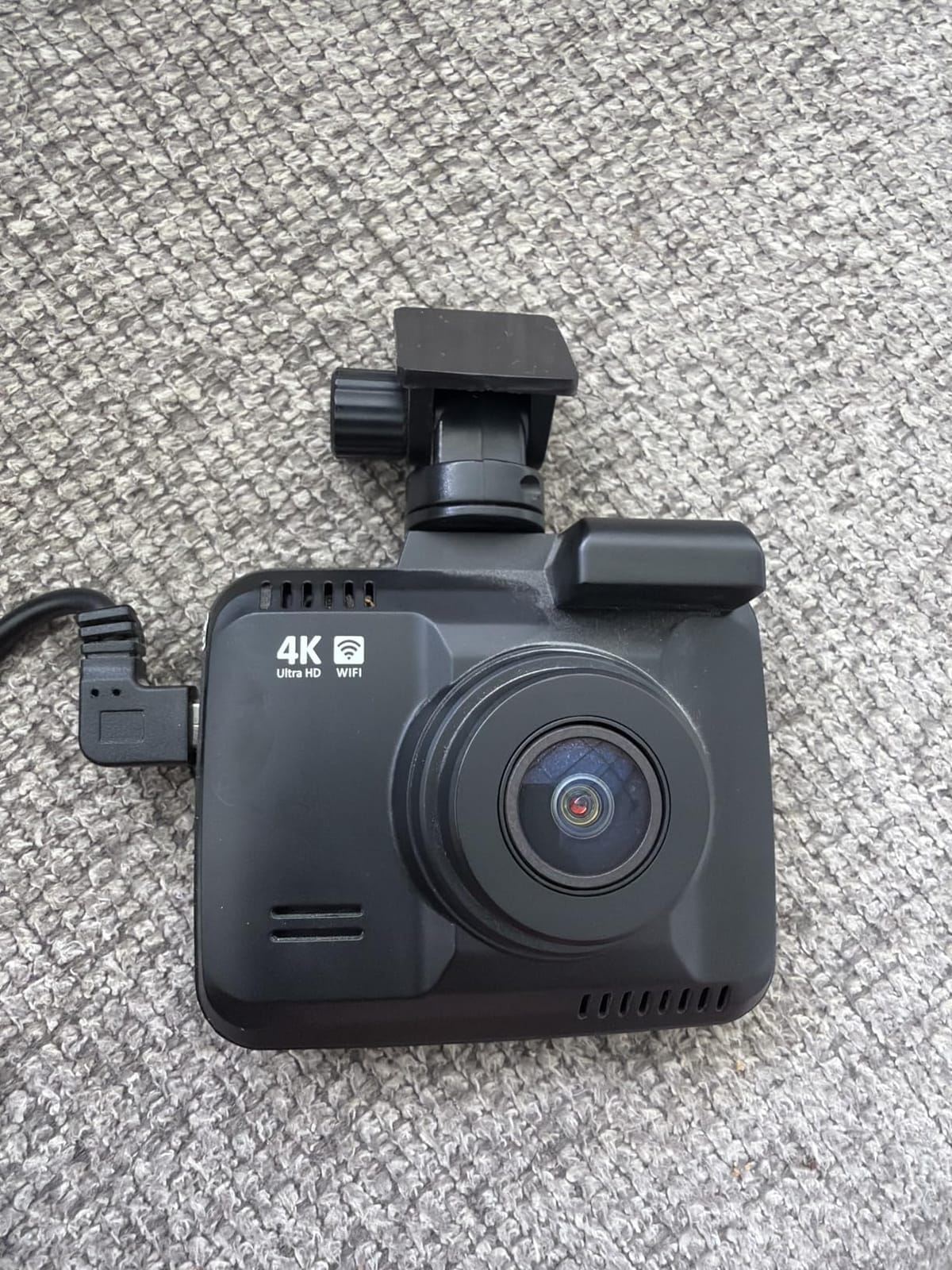 ROVE R2-4K Dash Cam, 4K UHD 2160P Car Camera, 8MP Sensor, WiFi 6 and GPS customer photo 1
