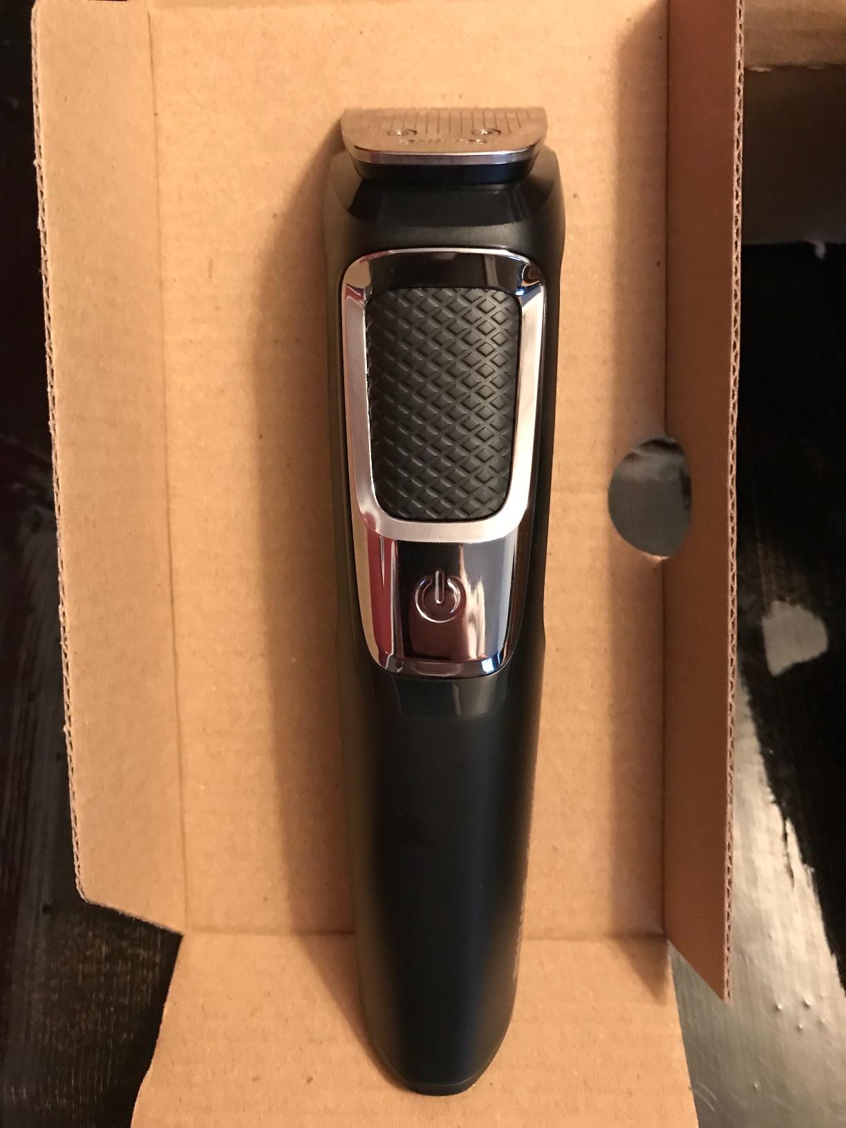 Philips Norelco Multigroom All-in-One Trimmer with 13 Pieces All-in-one Trimmer 9-in-1 MG3740 customer photo 1