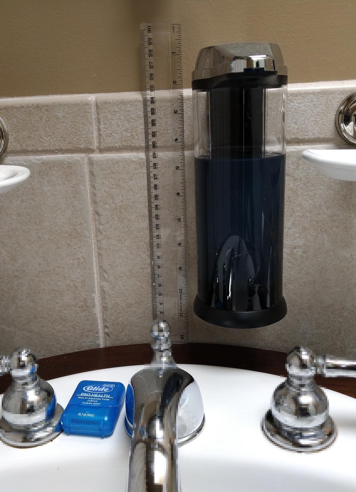 Secura 17oz Automatic Liquid Soap Dispenser, Touchless Battery Operated Hand Soap Dispenser with Adjustable Soap Dispensing Volume Control Dial, Personal Care Dispenser (Chrome) customer photo 2