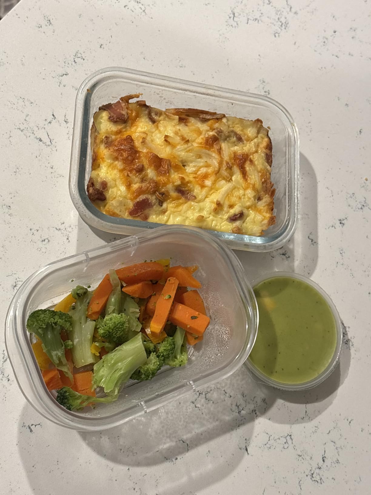 Rubbermaid Brilliance Tritan Plastic Food Storage Containers BPA Free Airtight Lids Ideal for Lunch Meal Prep & Leftovers Set of 5 (3.2 Cup) customer photo 1