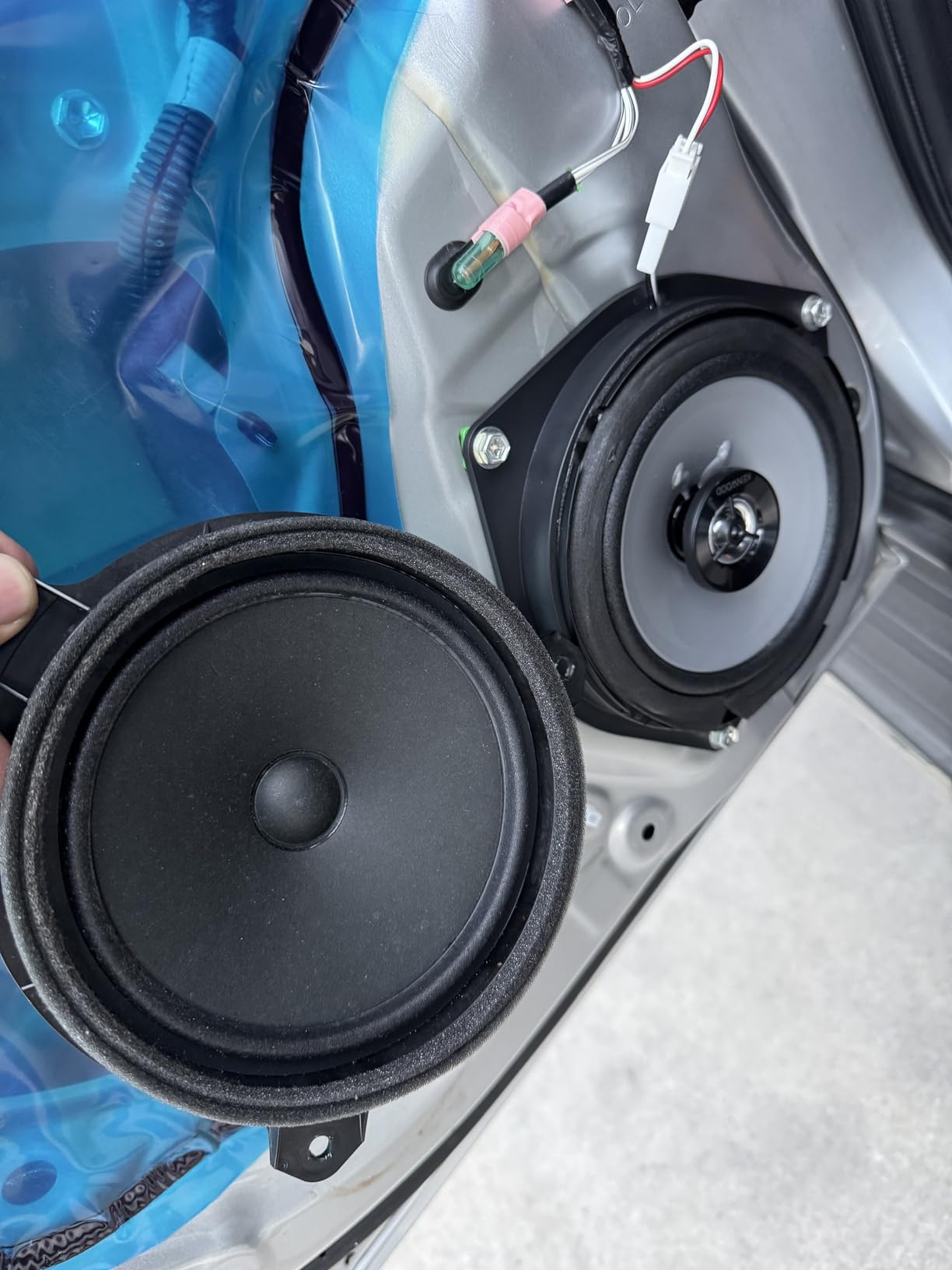 Kenwood KFC-6966S 6 x 9 Inch 400-Watt 3-Way Flush Mount Coaxial Car Speaker Easy Installation - Pair customer photo 1