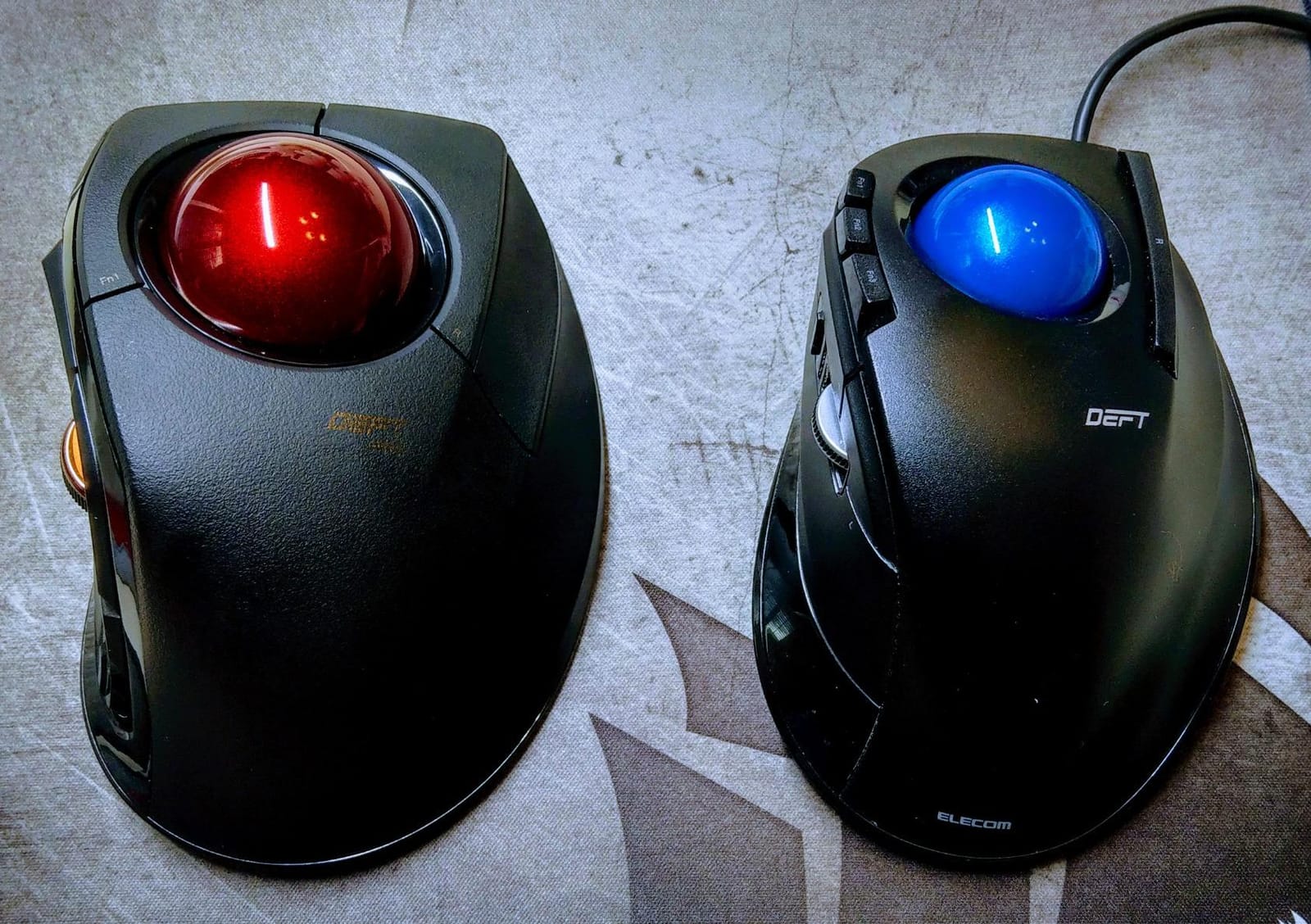 ELECOM DEFT PRO Trackball Mouse M-DPT1MRXBK customer photo 1