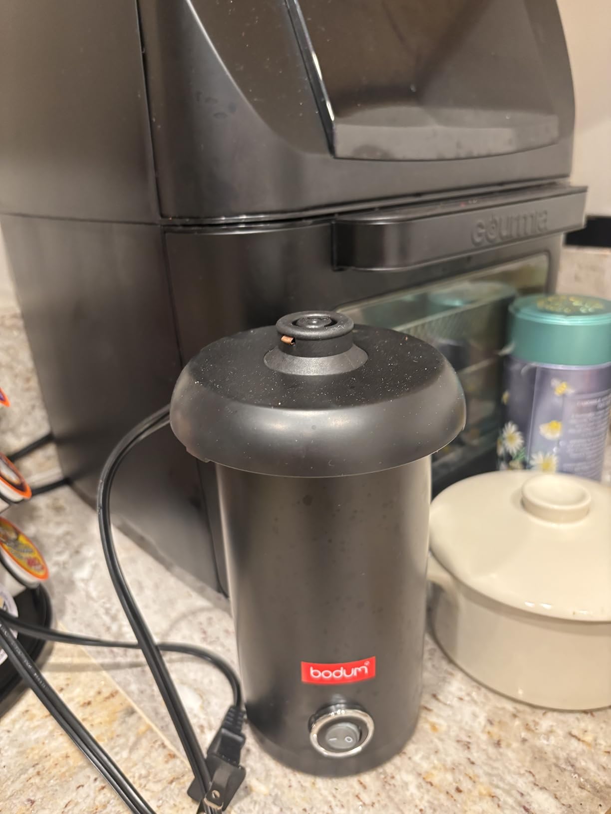 Bodum 10oz Bistro Electric Milk Frother, Black customer photo 2