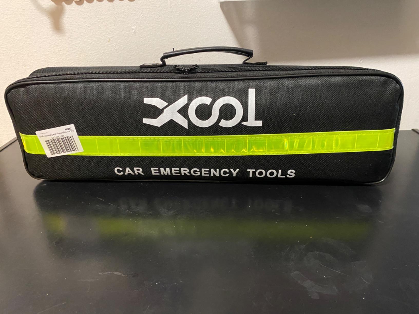 XOOL Emergency Warning Triangle Kit – Roadside Safety Kit with Reflective Warning Triangles, High-Visibility Safety Vests, Storage Bag & Gloves for Car Breakdowns & Emergencies customer photo 2