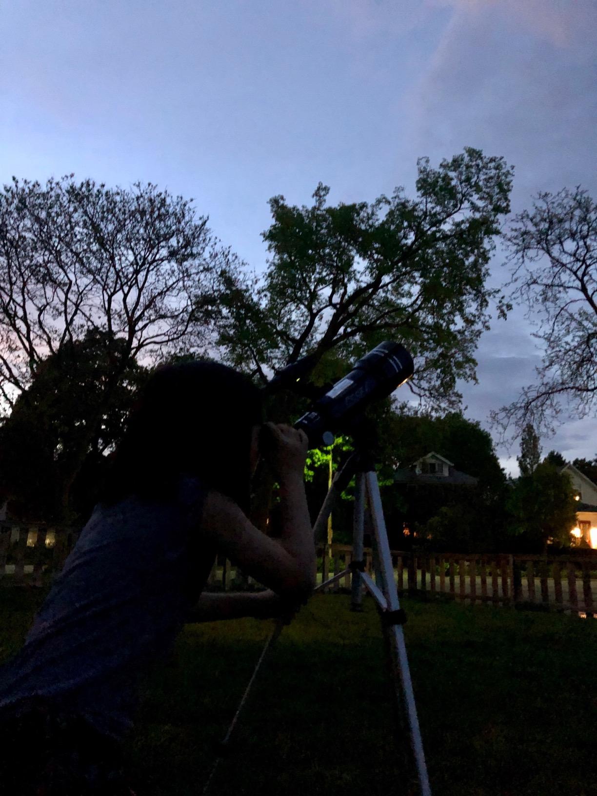 Telescope for Kids & Adults, 70mm Aperture 360mm Refractor (15X-150X) customer photo 2