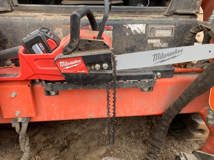 Milwaukee Electric Tools 2727-21HD Chainsaw Kit customer photo 1