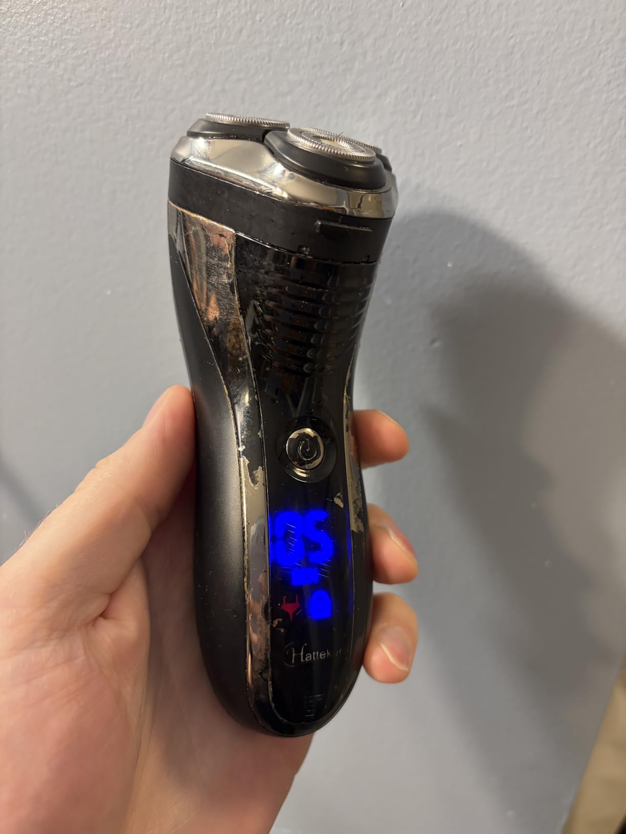 Hatteker Electric Shaver Rotary Razor Men Cordless Beard Trimmer Pop-Trimmer Waterproof customer photo 2