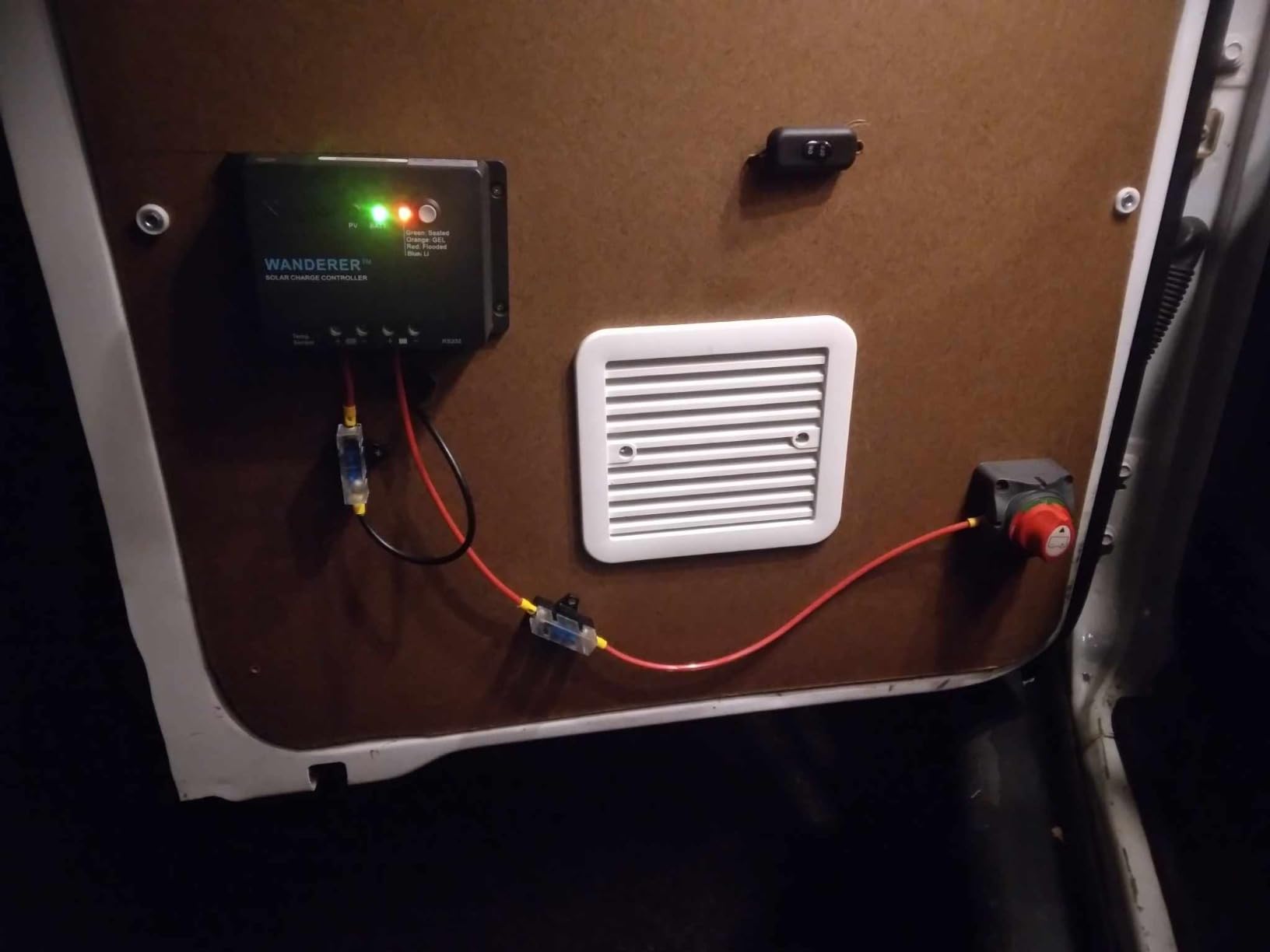 Renogy Wanderer Li 30A PWM Solar Charge Controller 12V for Solar Panels customer photo 2