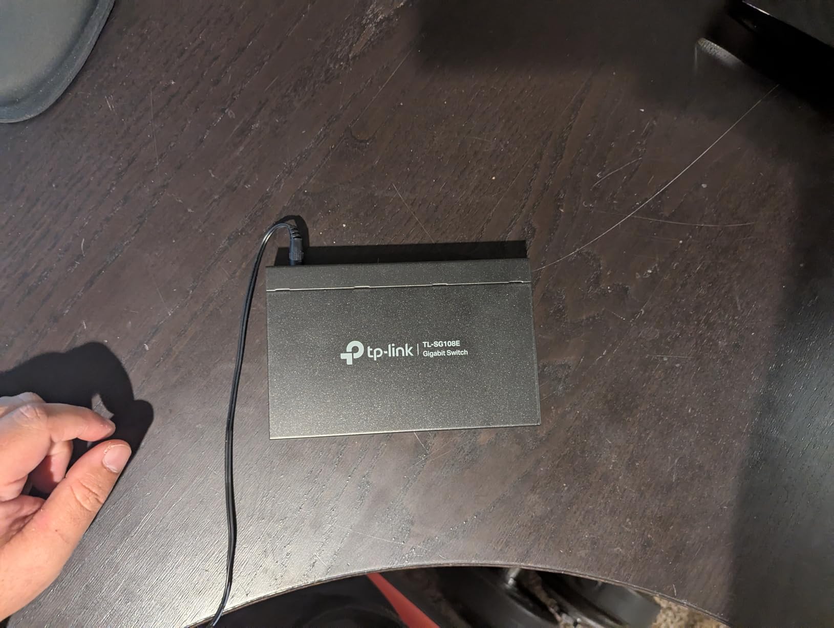 TP-Link 16 Port Gigabit Switch | Easy Smart Managed | Plug & Play | Limited Lifetime Protection | Desktop/Wall-Mount | Sturdy Metal w/ Shielded Ports | Support QoS, Vlan, IGMP and LAG (TL-SG116E) customer photo 1