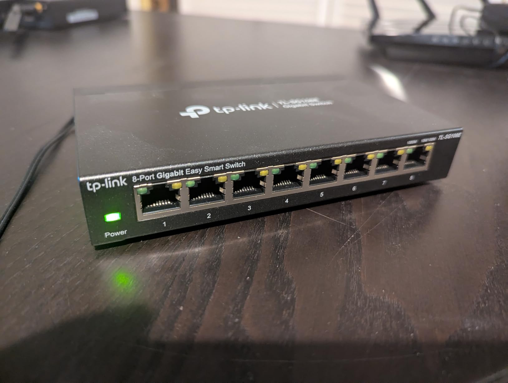 TP-Link 16 Port Gigabit Switch | Easy Smart Managed | Plug & Play | Limited Lifetime Protection | Desktop/Wall-Mount | Sturdy Metal w/ Shielded Ports | Support QoS, Vlan, IGMP and LAG (TL-SG116E) customer photo 2