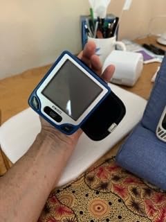 Homedics Blood Pressure Monitor, Automated Wrist Blood Pressure Machine for Home use with Easy One-Touch Operations. Stores up to 120 Readings (60 Readings per 2 Users). Cuff and Storage Case Included customer photo 1