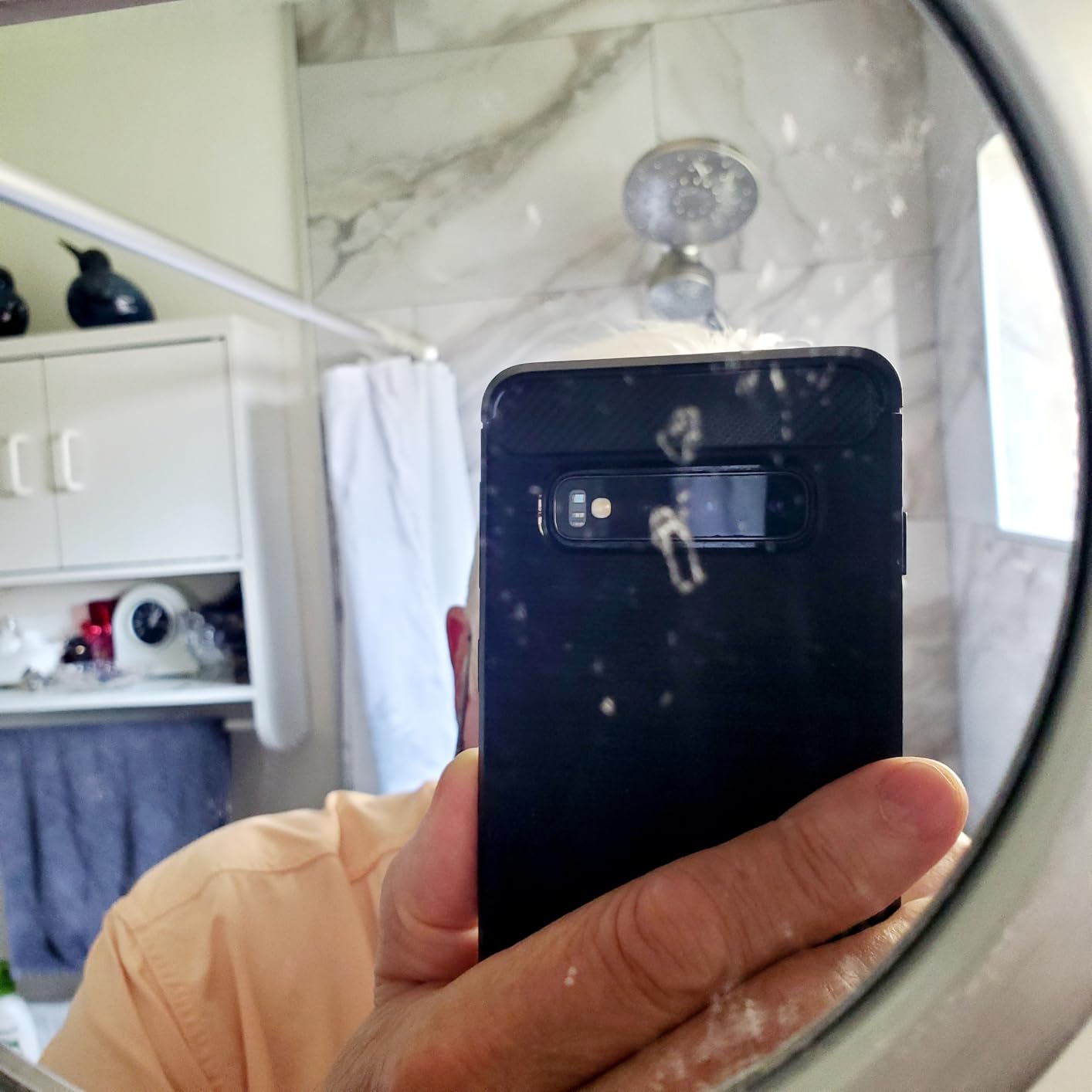 Ettori Shower Mirror Fogless for Shaving with Razor Holder, Powerful Lock Suction Fogless Mirror for Shower customer photo 1