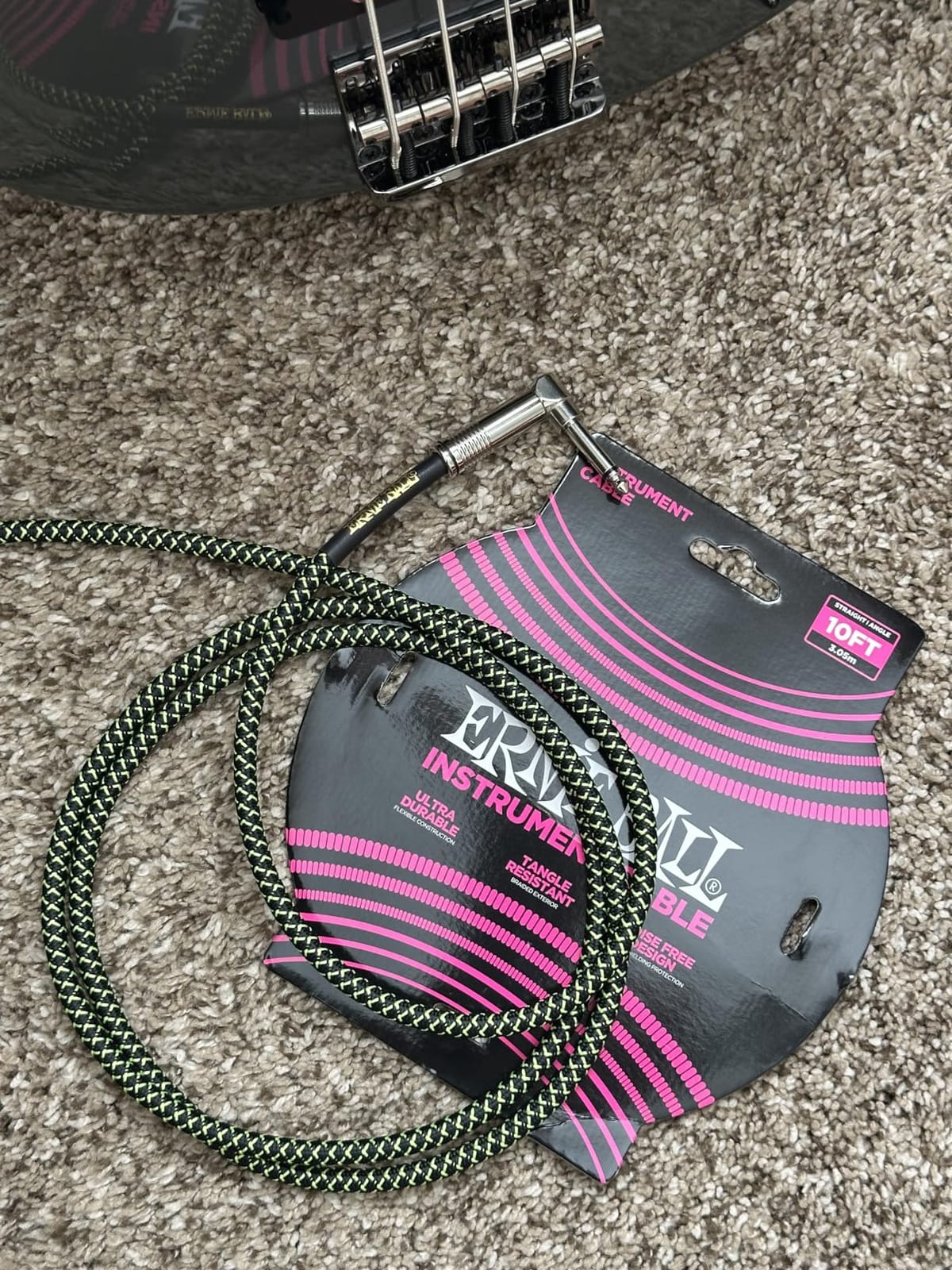 Ernie Ball Braided Instrument Cable, Straight/Angle, 10ft, Black (P06081) customer photo 2