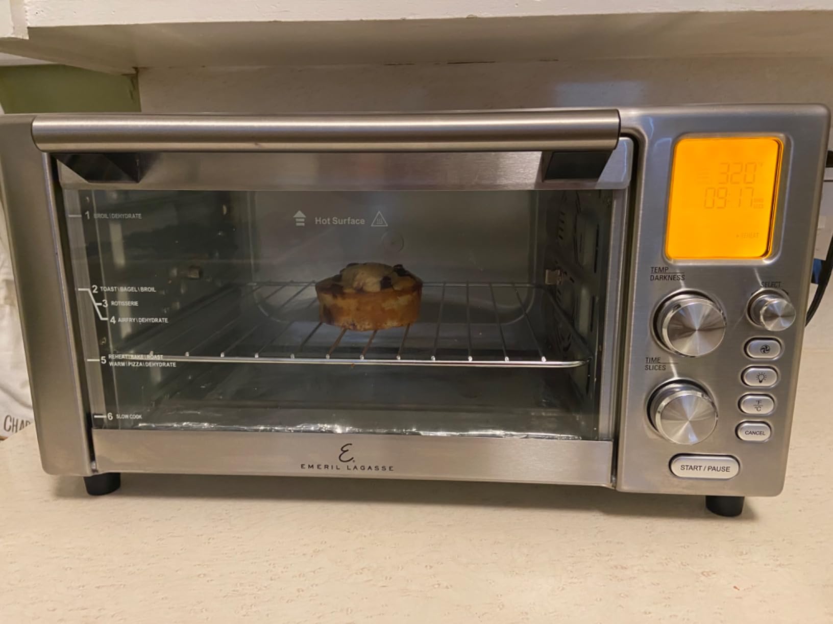 Emeril Lagasse Everyday 360 Air Fryer Oven, 9-in-1, with 360° convection, rotisserie and multiple cooking functions customer photo 1
