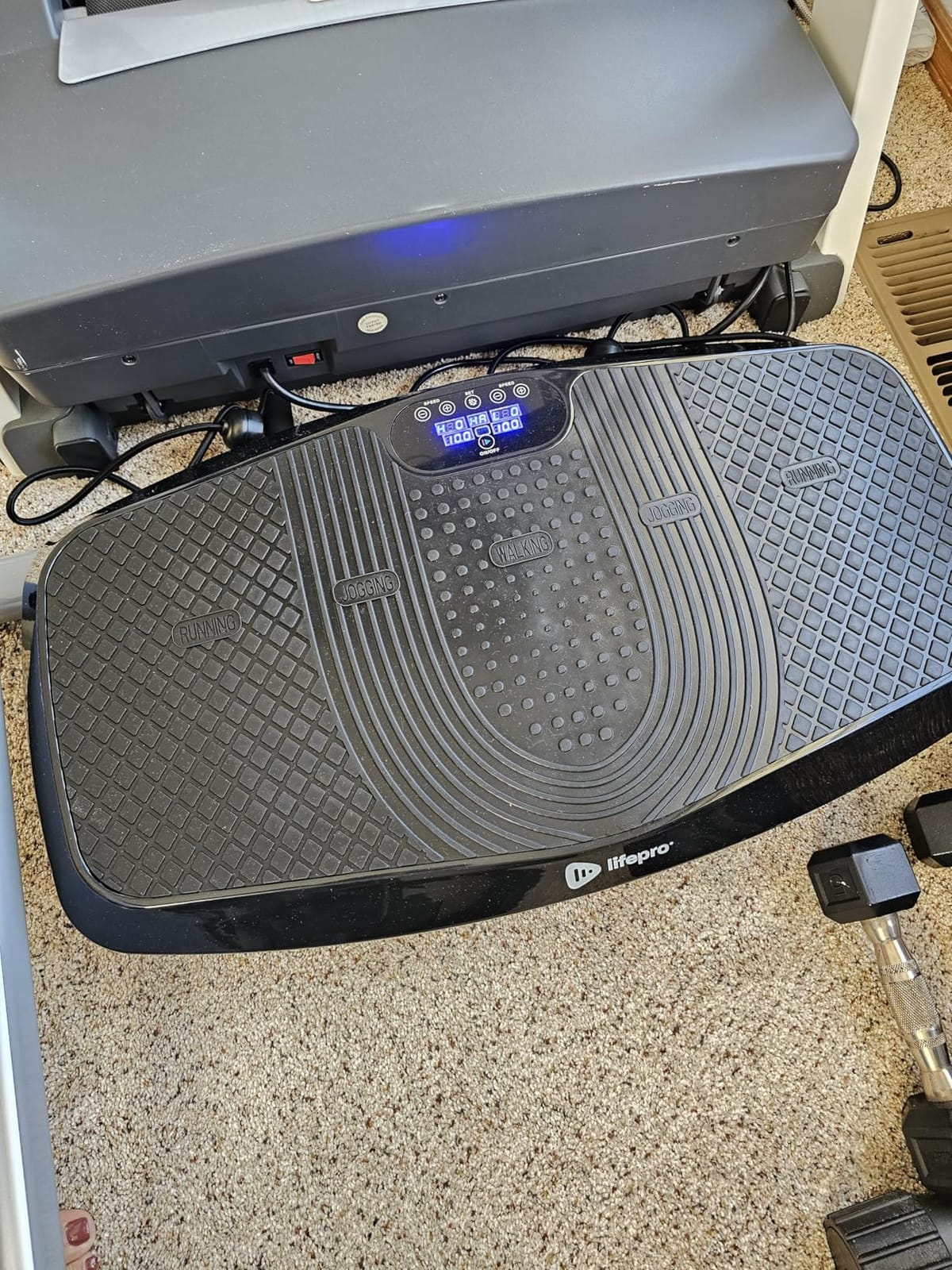 Lifepro Turbo & Hovert 3D Vibration Plate Exercise Machine with 99 Speeds customer photo 1