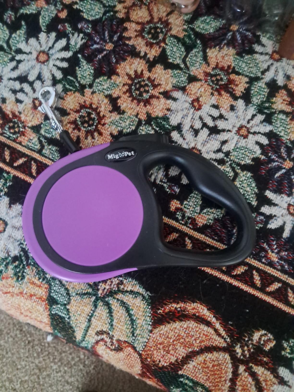 Heavy Duty Retractable Dog Leash-16ft Strong & Durable Walking Leash for S to L Dogs up to 45/115 lbs, Upgraded Lock System, Non Slip Grip, Tangle Free (Purple, Small/Medium) customer photo 1