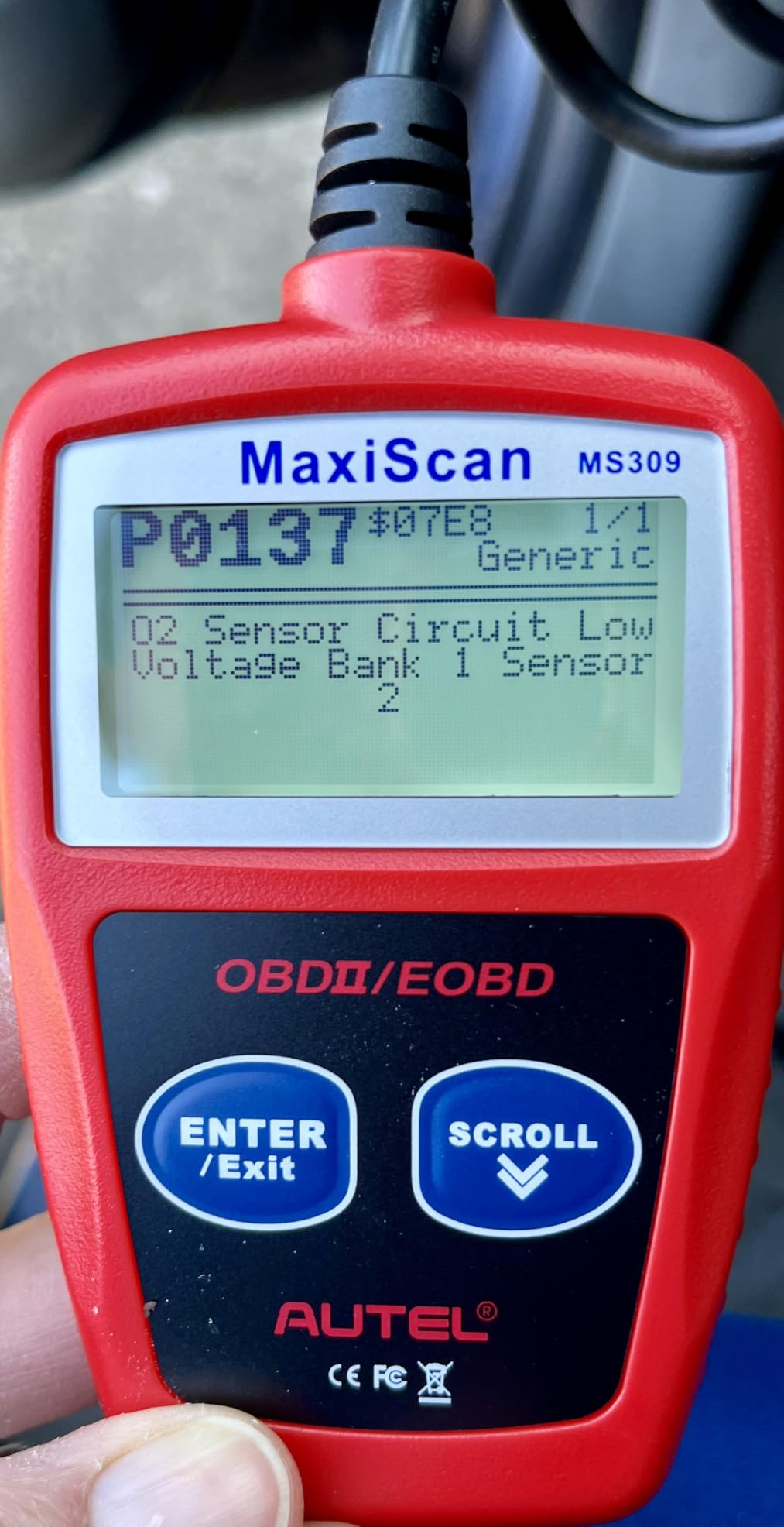 Autel OBD2 Scanner MS309 Universal Car Engine Fault Code Reader, Check Engine Light and Emission Monitor Status, OBDII CAN Diagnostic Scan Tool customer photo 1
