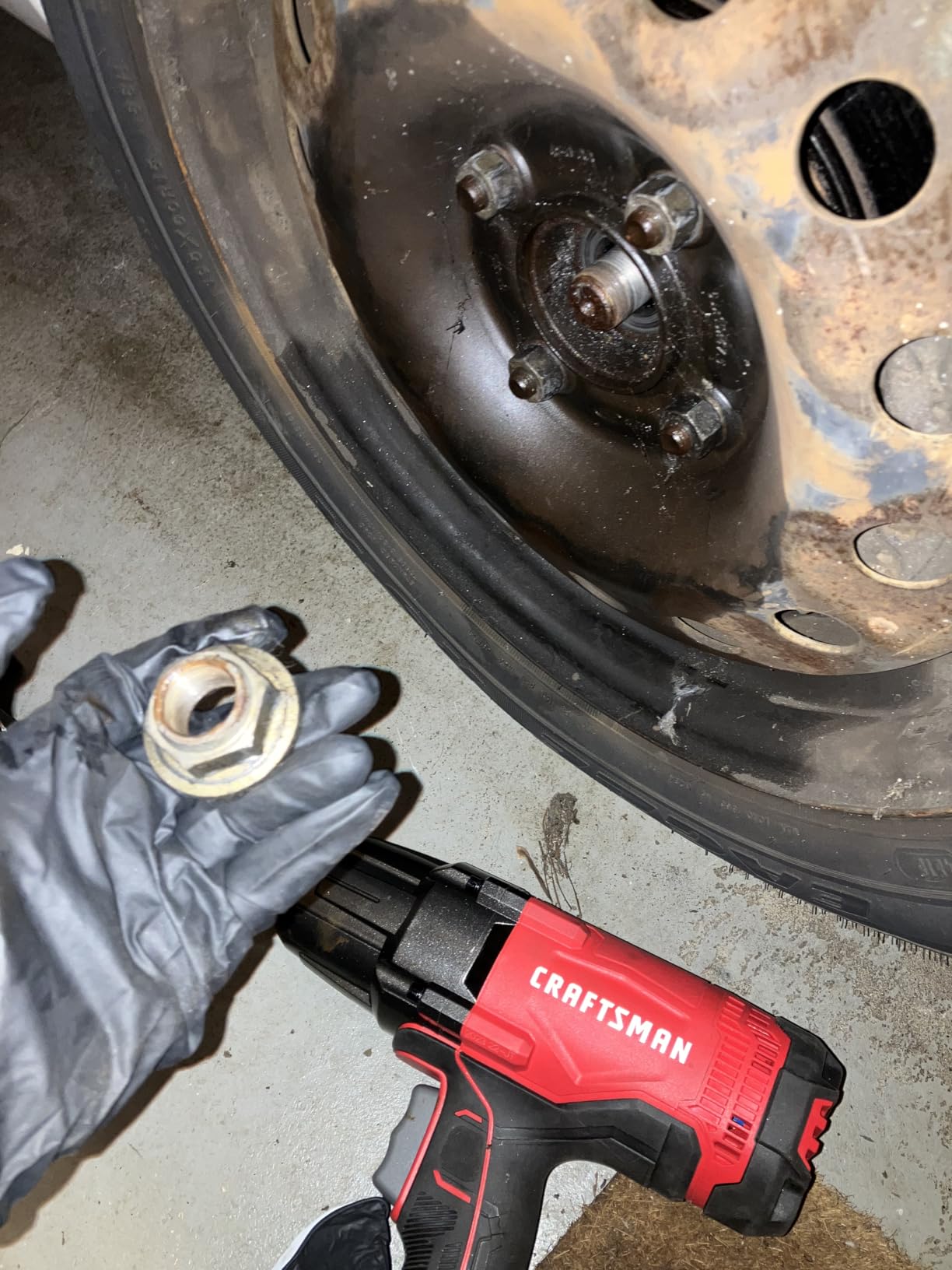 CRAFTSMAN Impact Wrench, 1/2 inch, 7.5 Amp, Corded (CMEF901) customer photo 2